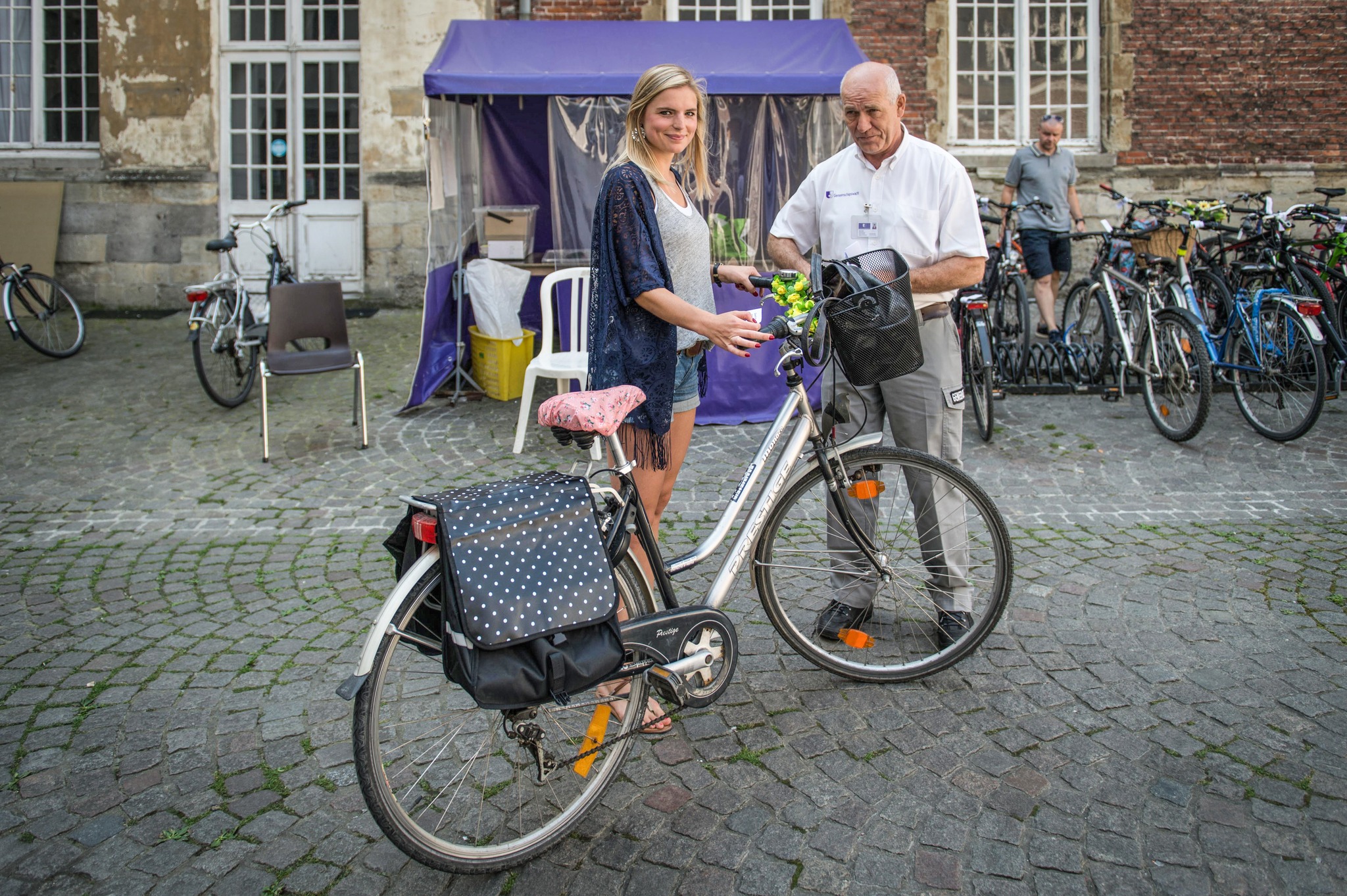 Bewaakte fietsenstalling tijdens de zomer