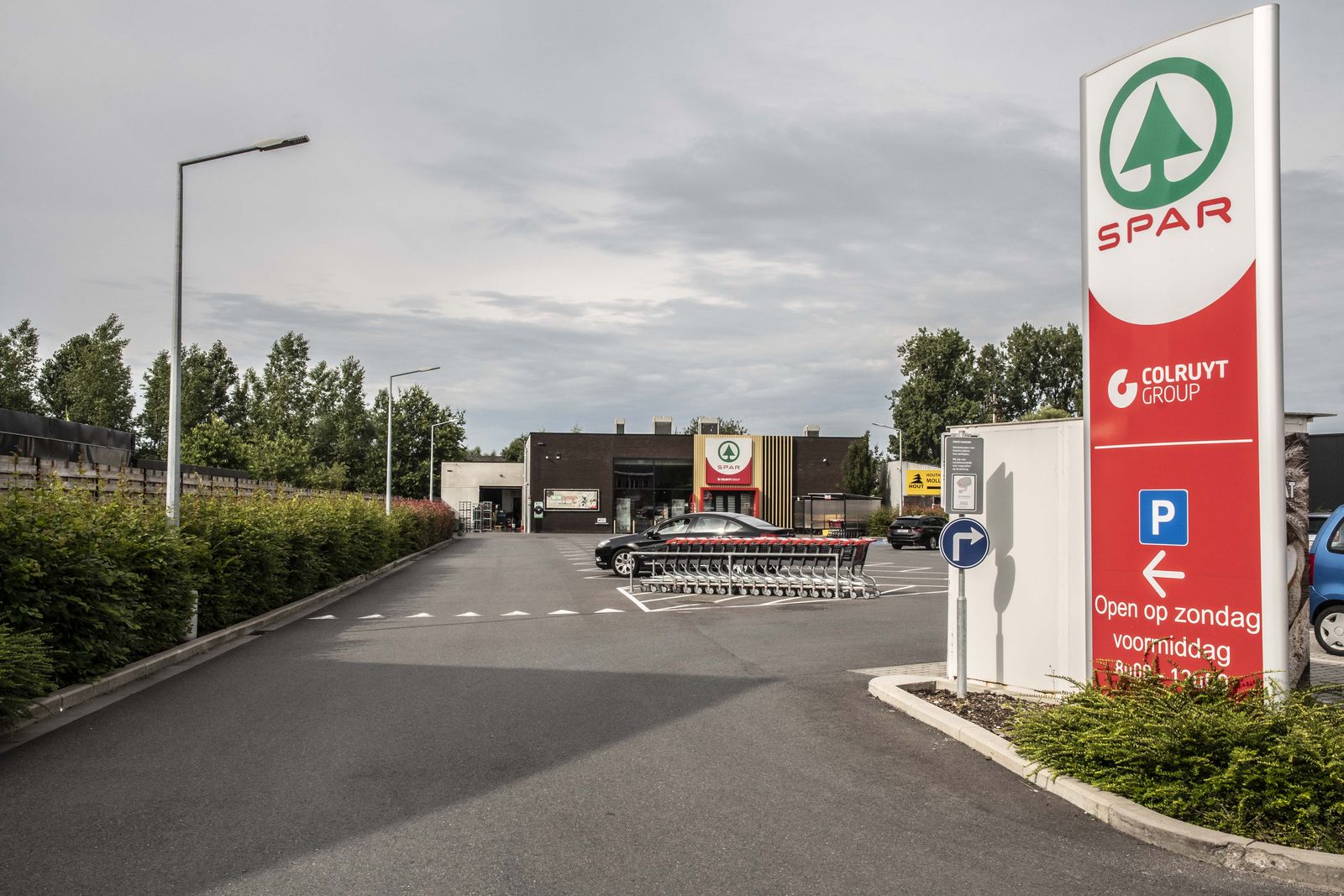 SPAR Erembodegem sluit tijdelijk na melding van muis in winkel