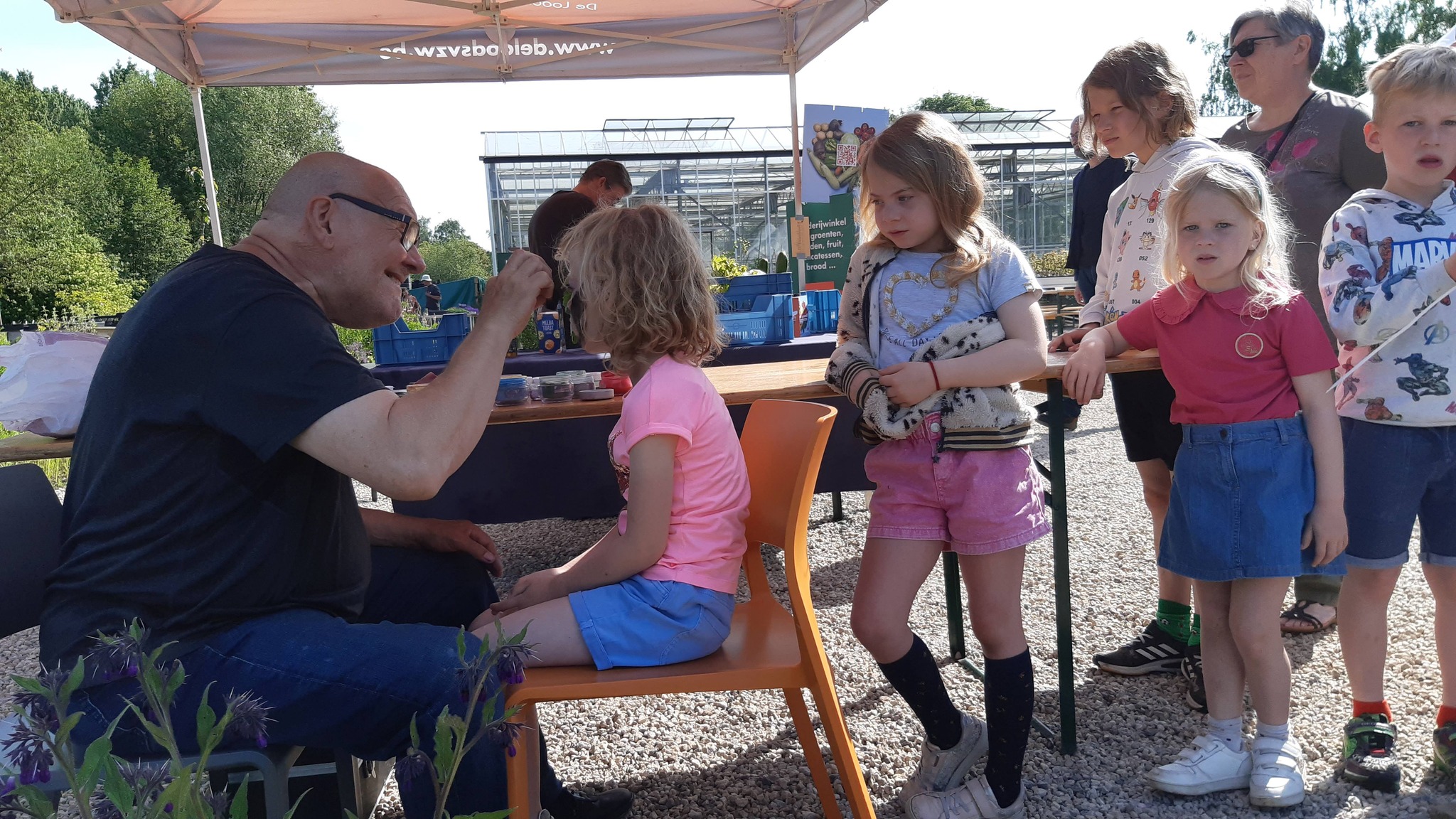 Opendeurdag Bioboerderij De Loods: Tuinieren, Bio Producten en Familieplezier op 26 mei
