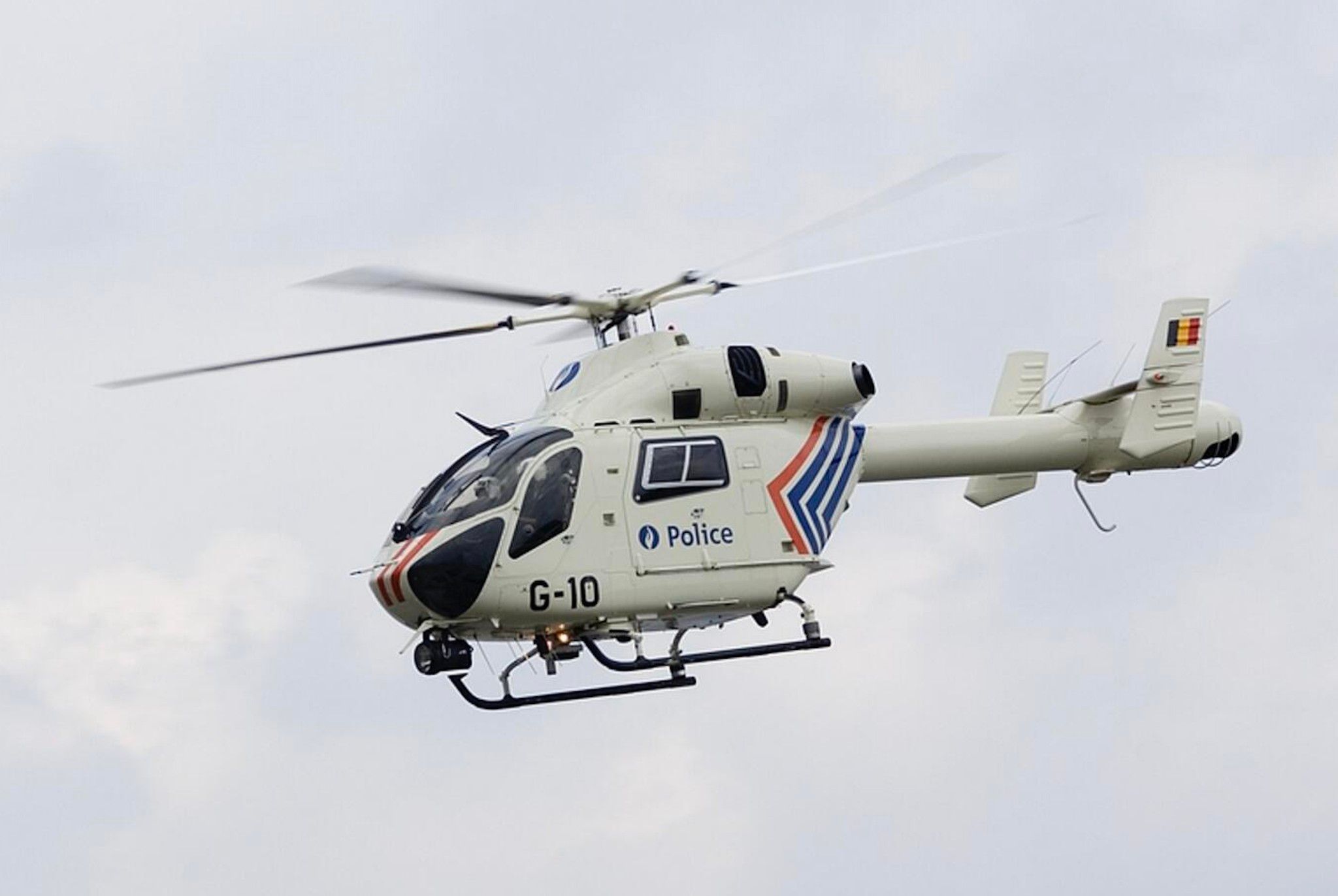 In Erembodegem is de politie op dit moment (24/09) op zoek naar drie of mogelijk meer verdachten. 