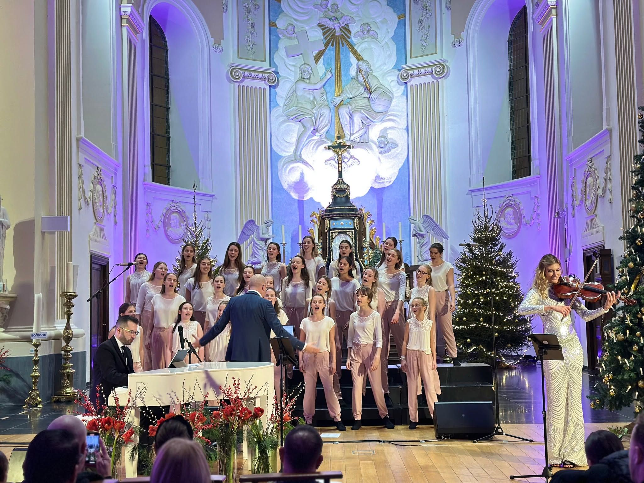 🎄 Bijzonder kerstconcert in de Heilig Hartkerk Aalst 🎶