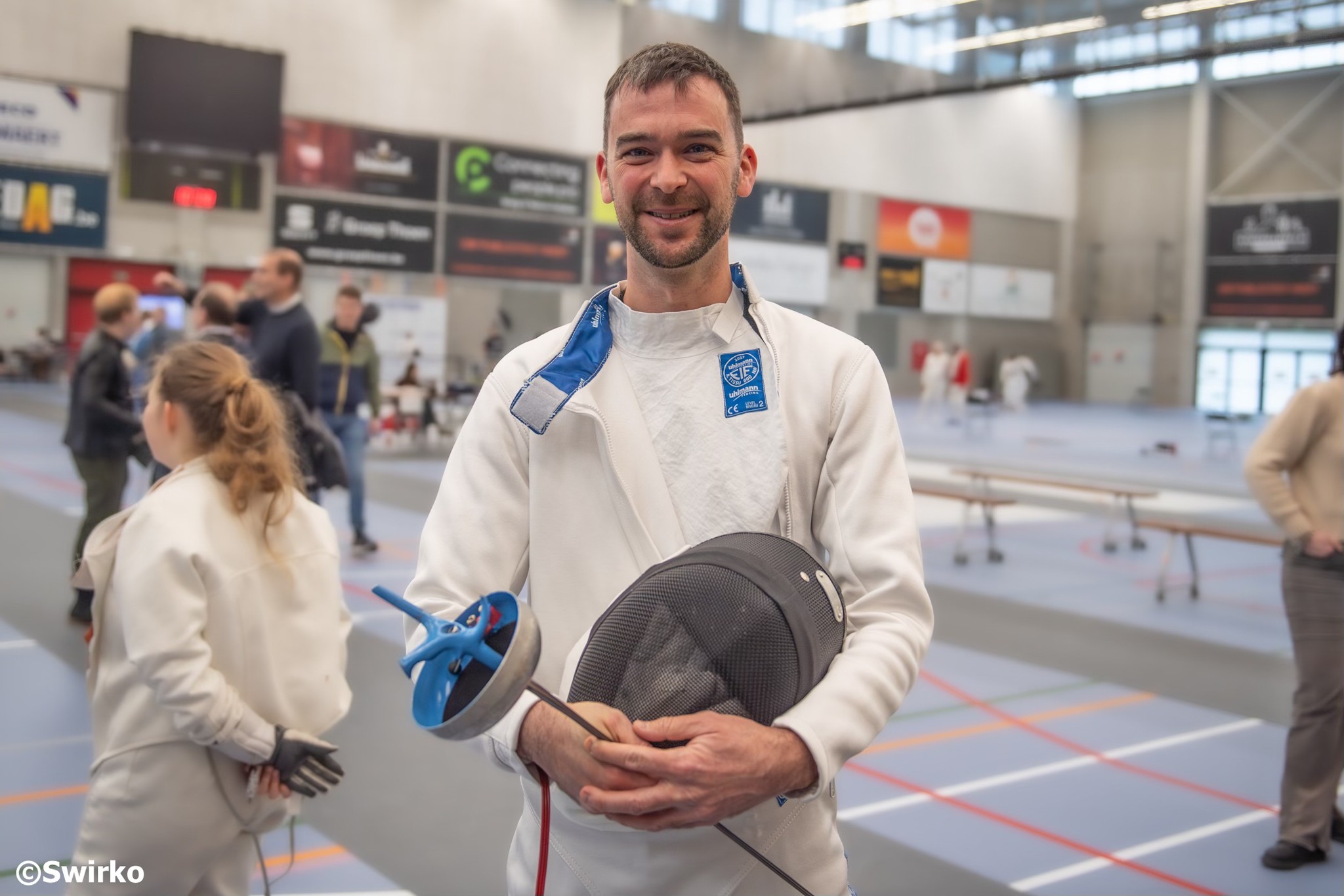 Scherma Aalst organiseerde zondag haar eerste succesvol tornooi in olympisch schermen voor de Vlaamse Schermbond VSB.