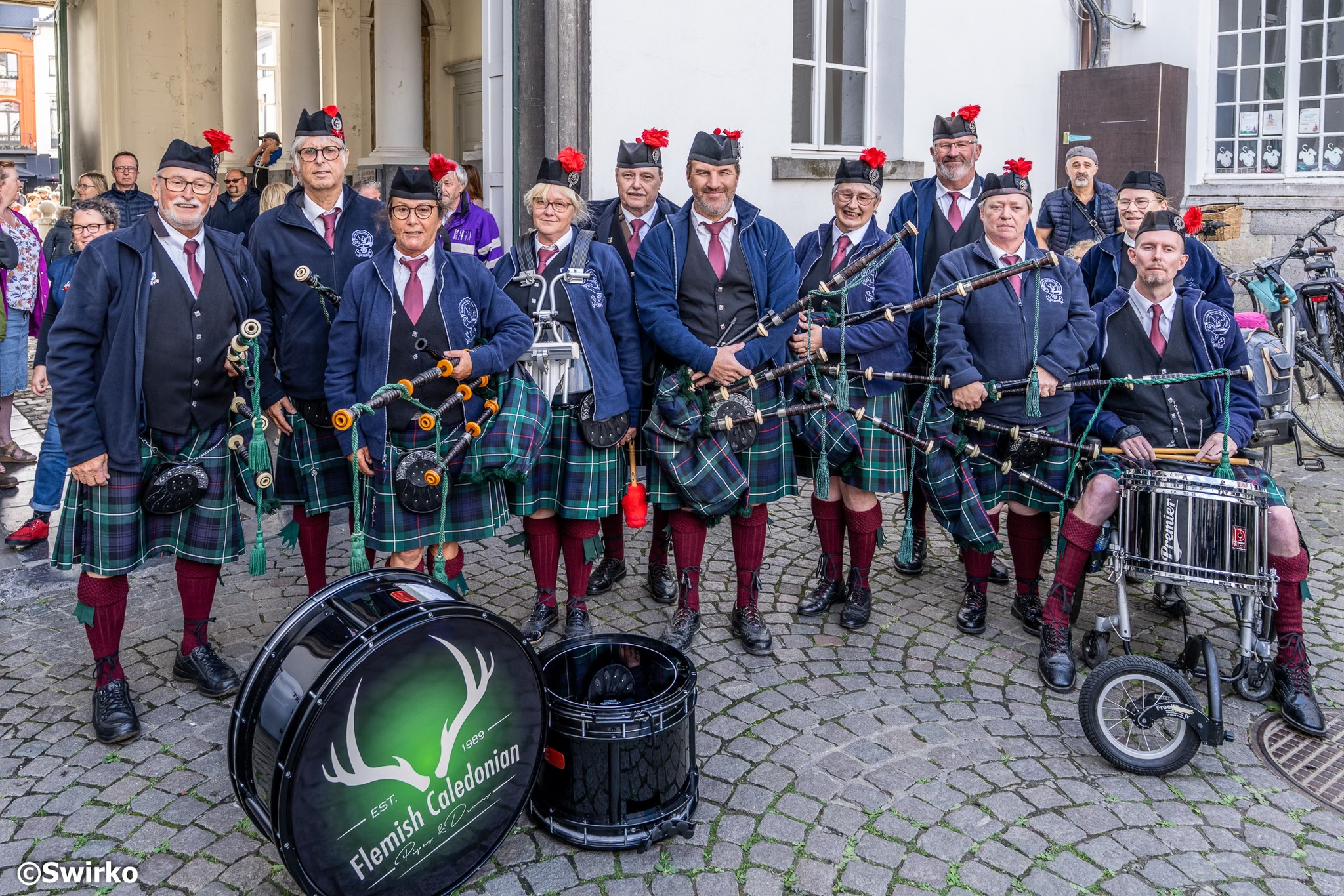 📜 Aalst herdenkt Bevrijding met optocht en concert 🇧🇪
