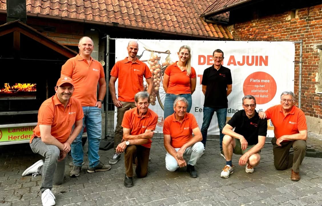 🚴‍♀️ Den Ajuintoer 2025 – Fiets & Proef mee! 🌿🍓