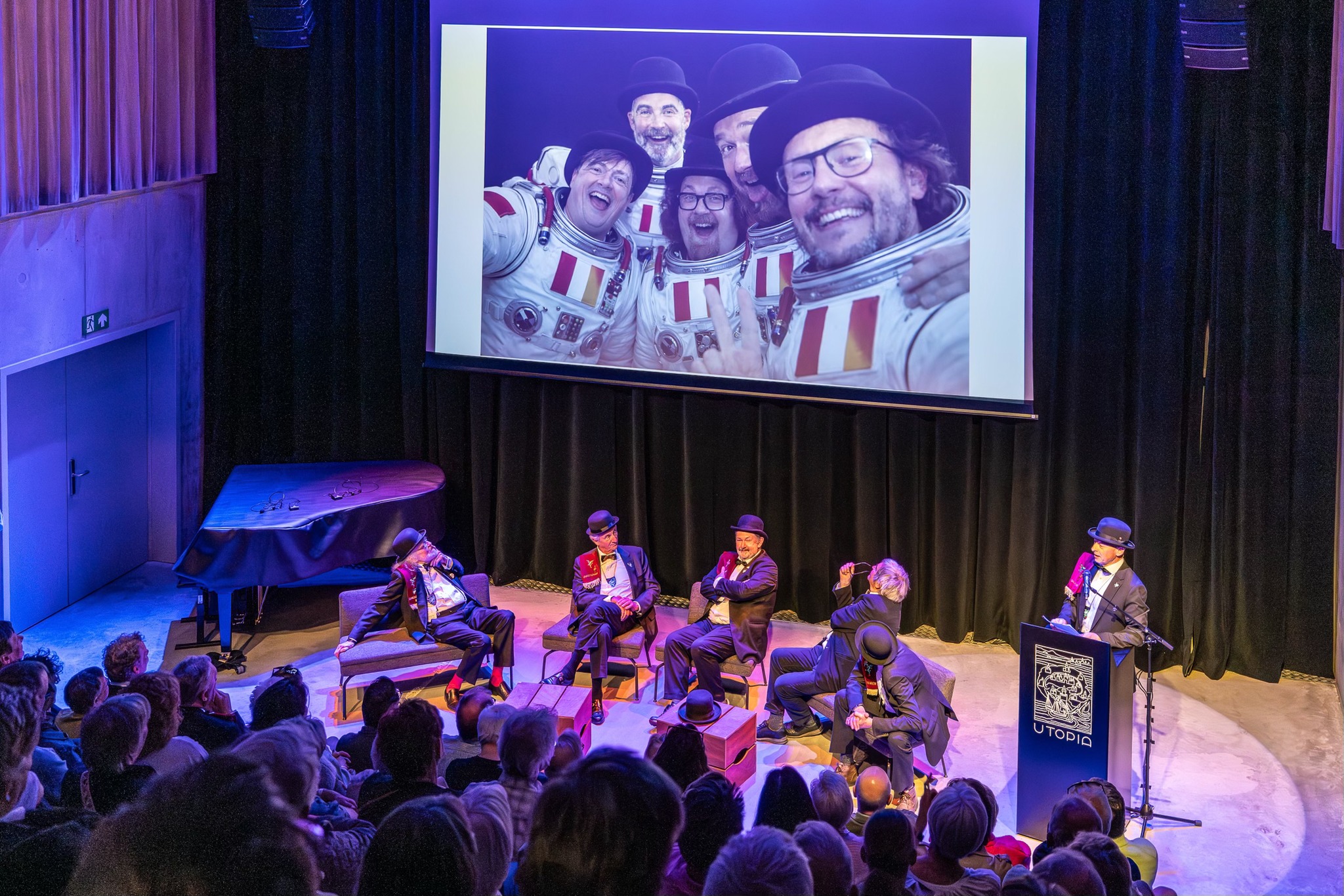 😂 Erfgoeddag in Aalst kreeg zondag een bijzondere invulling met een indrukwekkende Draeckenierentopdag als één van de blikvangers. Bezoekers konden genieten van een historisch en wetenschappelijk sterk uitgewerkte tentoonstelling rond Dendervondsten, aa…