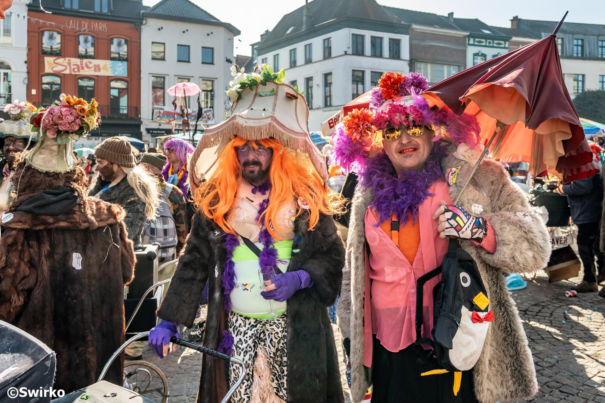 📢 Voil Jeanetten veroveren Aalst! 🎭🎉