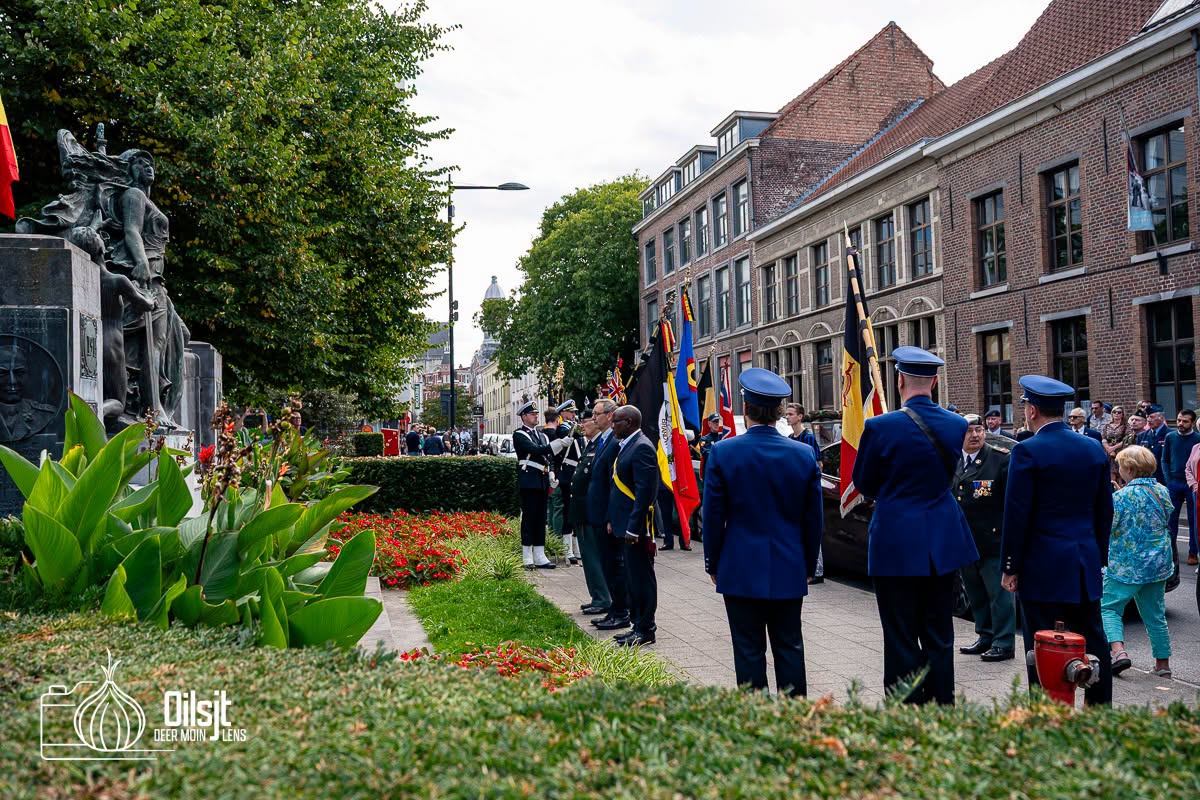 Aalst herdenkt bevrijding met strakke ceremonie en optocht