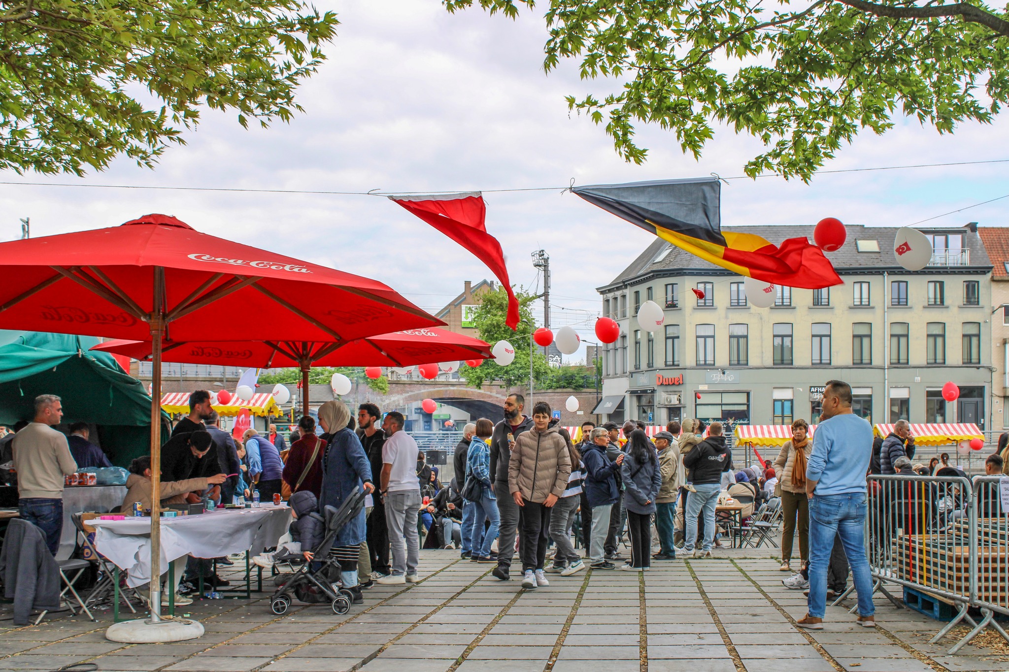 🎉 Dagje Turkije brengt opnieuw massa volk naar het Werfplein! 🇹🇷❤️🇧🇪