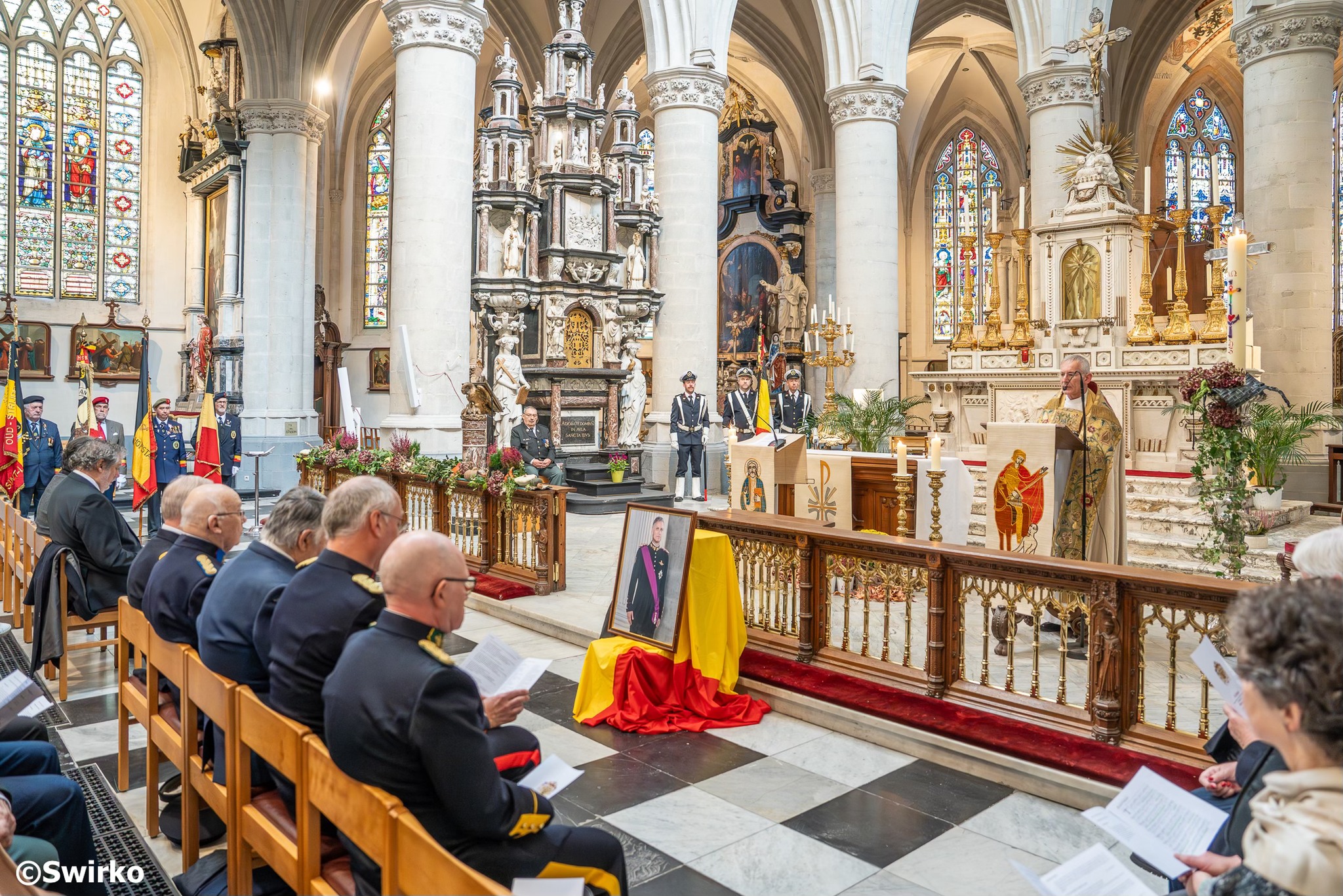 15 november Koningsdag – ook in Aalst, aan de Sint-Martinuskerk