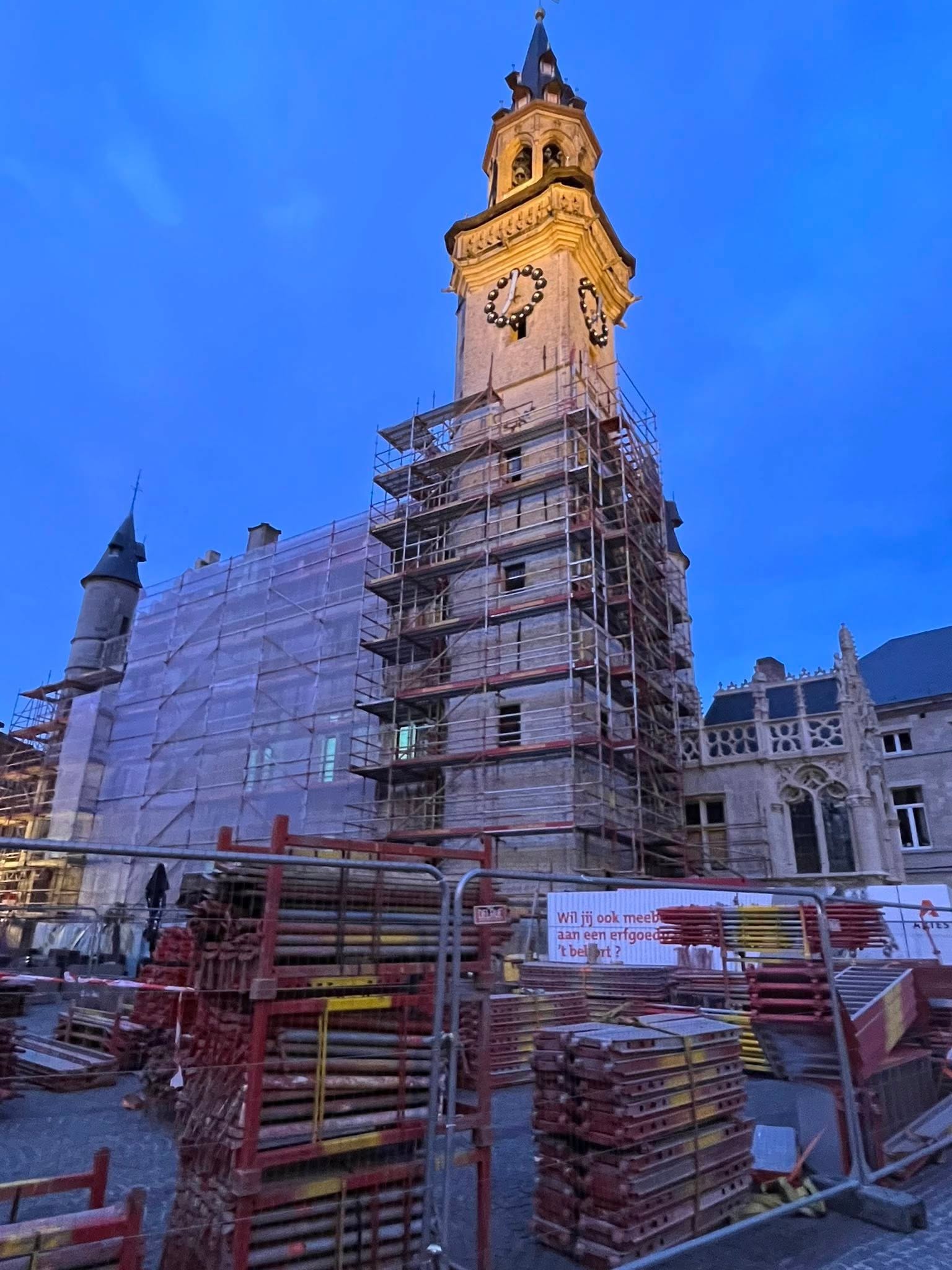🏰 Mijlpaal bij restauratie Aalsters belfort