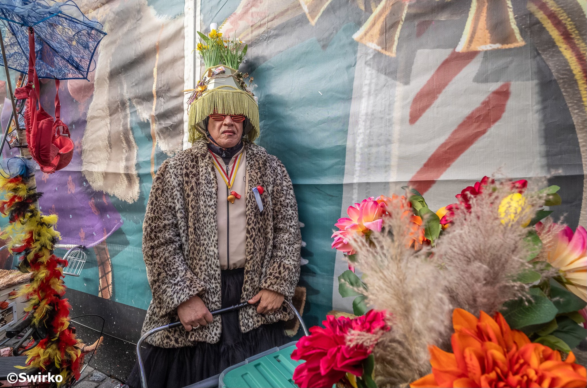 Traditie leeft: Voil Jeanetten domineren laatste carnavalsdag 🎭