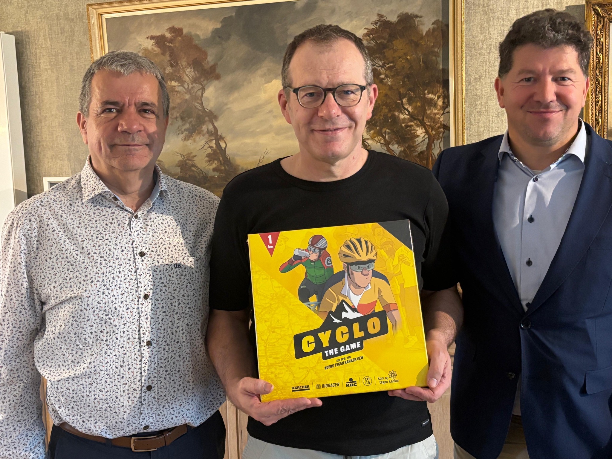 🎲 Wielrennen, dobbelstenen én het goede doel: Aalstenaar stelt spel CYCLO voor 🚴‍♂️