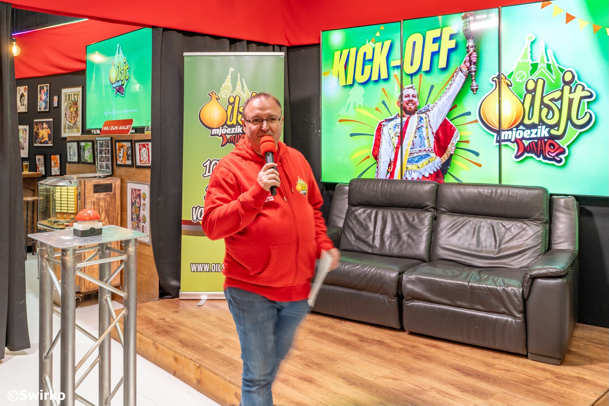 🎭 Oilsjt Mjoezik trapt 20e carnavalseizoen af met tal van nieuwigheden 🎶