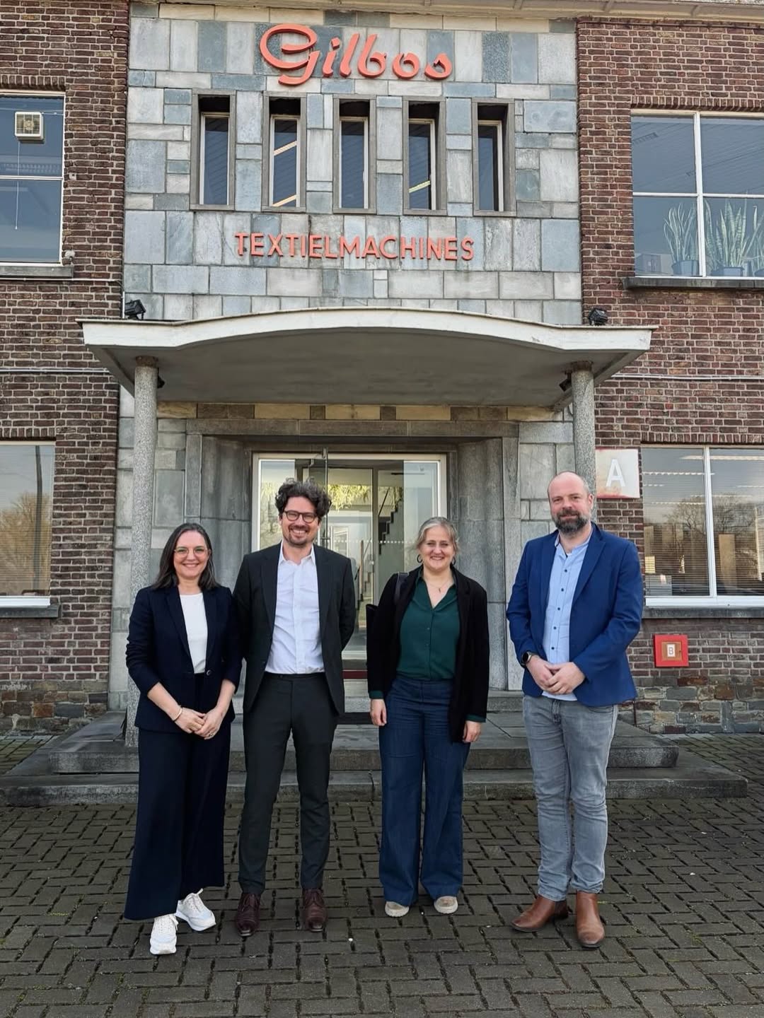 🏭 Schepenen bezoeken jubilerend bedrijf Gilbos in Herdersem
