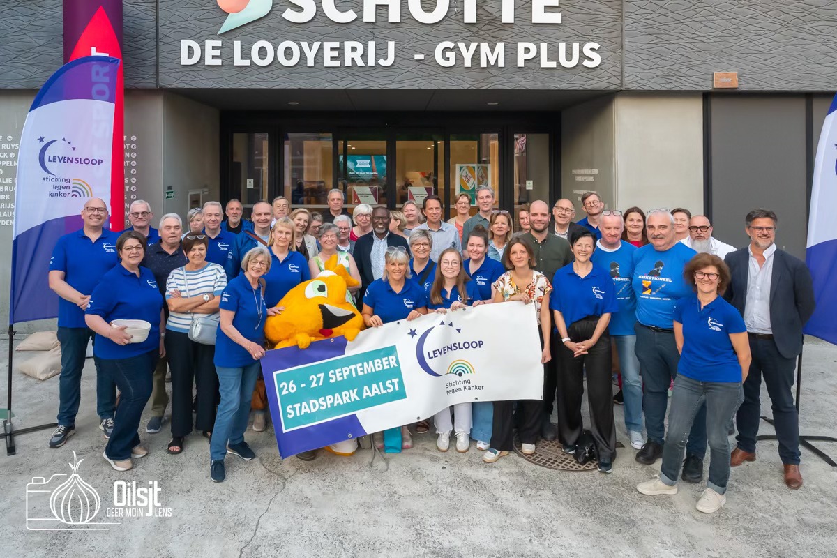 🎗️ Levensloop Aalst heeft donderdagavond officieel het startschot gegeven van een bijzonder jubileumjaar. Tijdens een warme en inspirerende Kick-Off werd vooruitgeblikt op de tiende editie van het solidariteitsevenement, dat op 26 en 27 september opnieu…