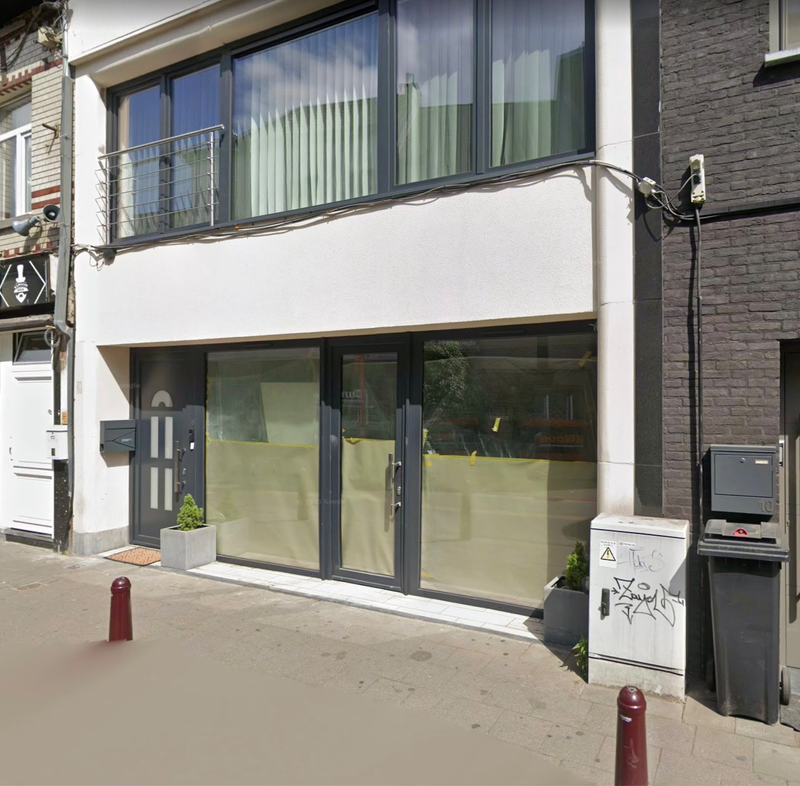 🚨 In de Hoveniersstraat in Aalst is een kapsalon en schoonheidssalon tijdelijk gesloten op bevel van burgemeester Christoph D'Haese.