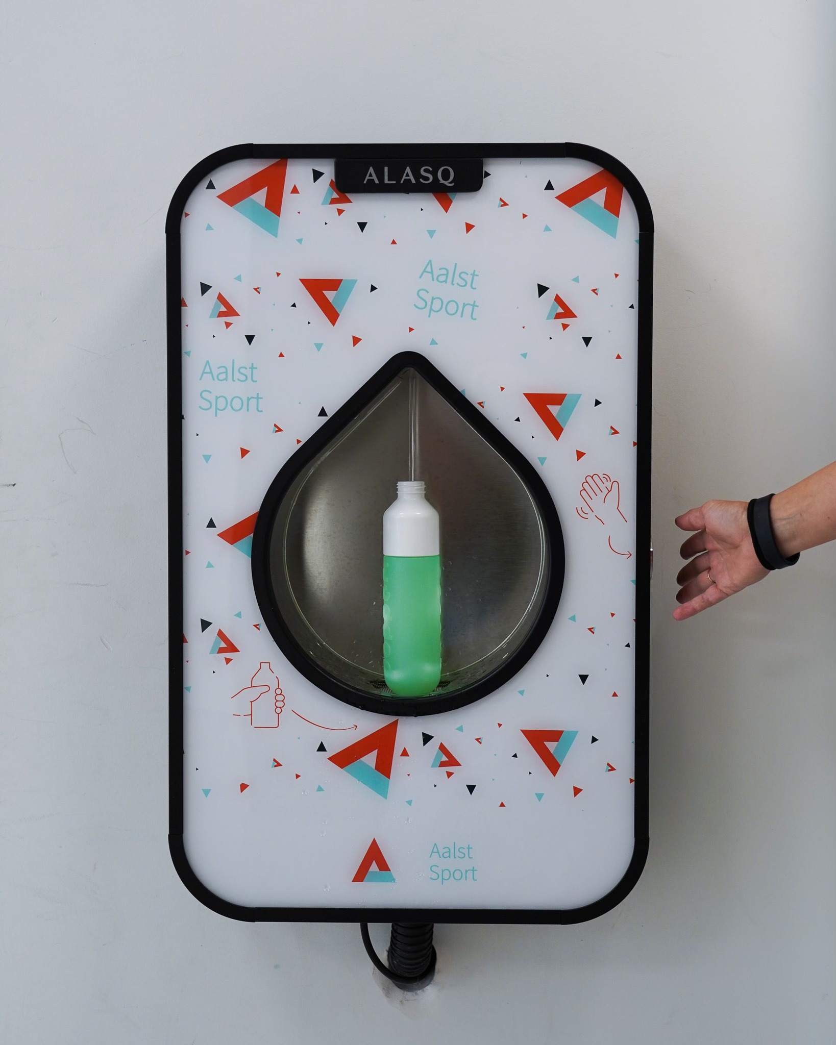 🚰💧 Nieuw in de stedelijke sportcentra van Aalst! 💧🚰