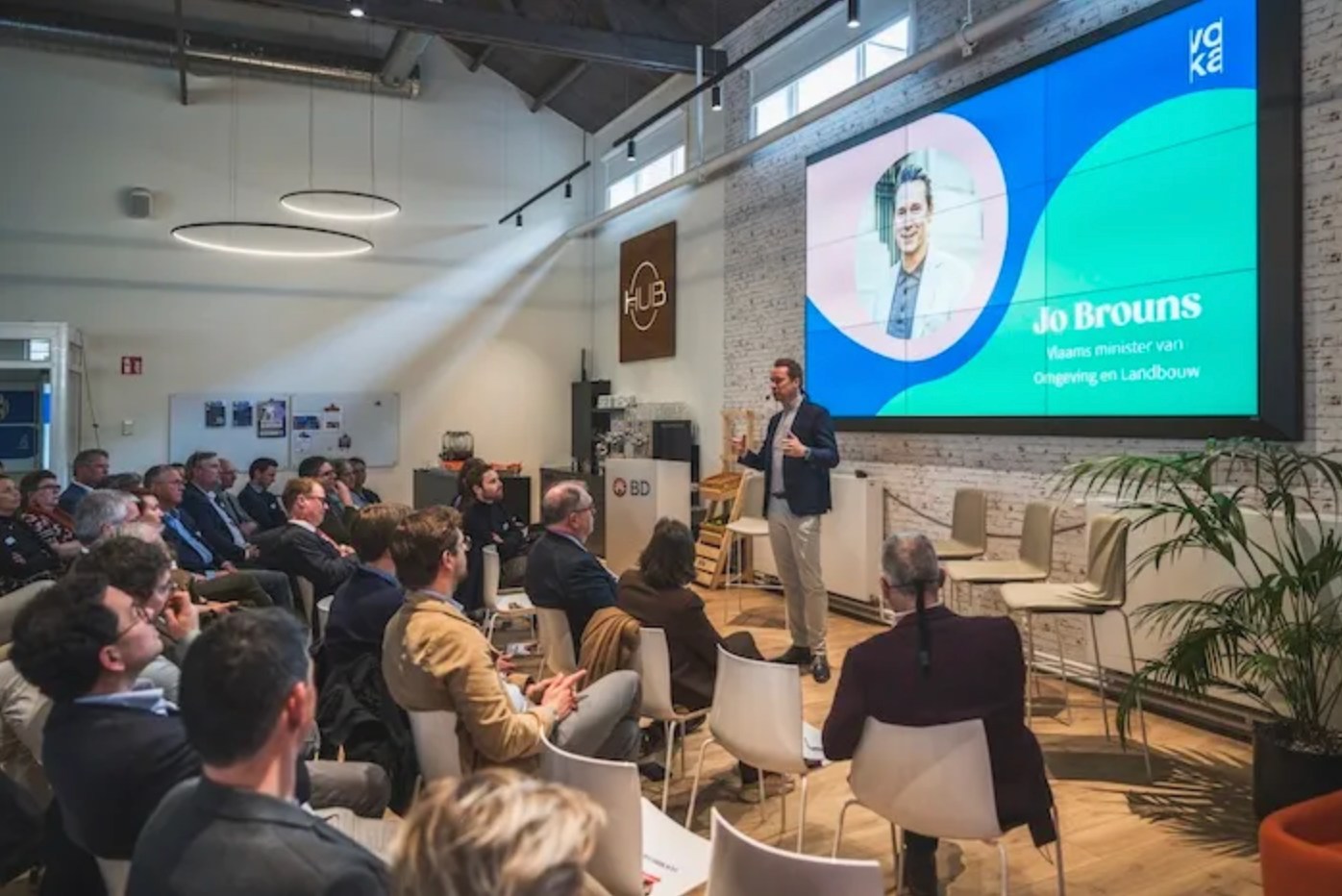 📢 Vergunningen moeten sneller: Siesegem symbooldossier voor Vlaanderen