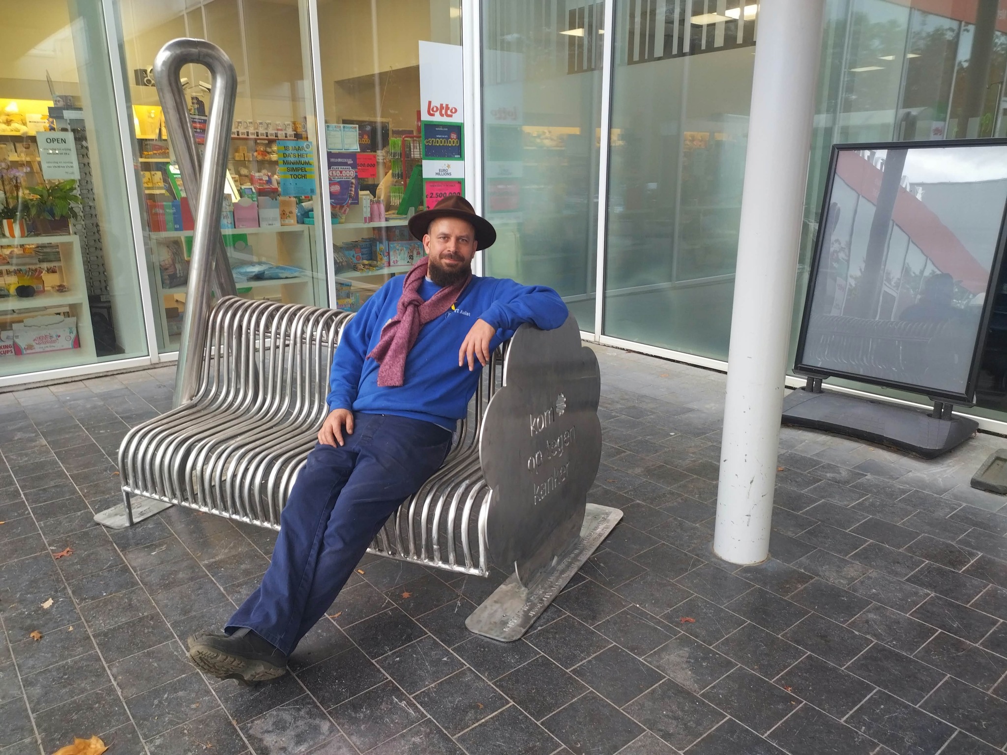 VTI Aalst maakt babbelbanken voor AZORG en Huis Hoop