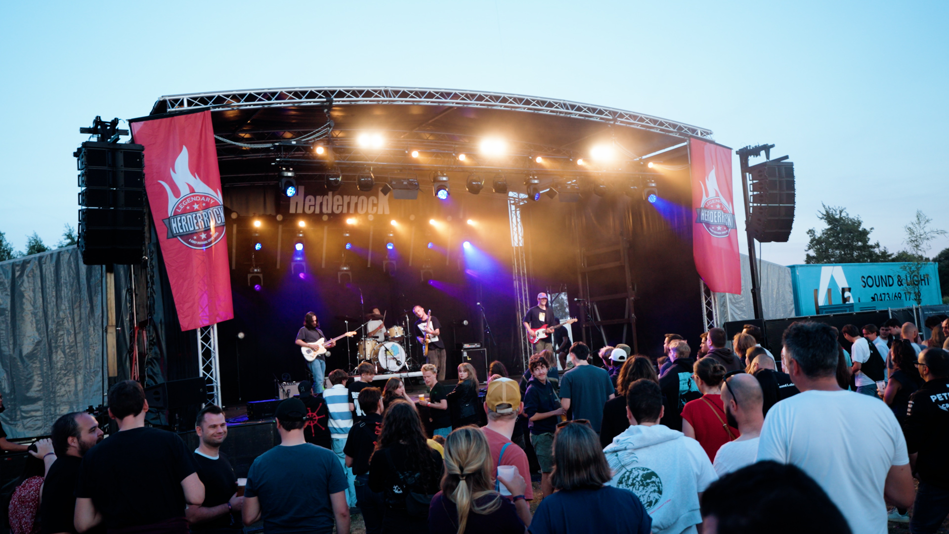 🎸 Herderrock verhuist naar nieuwe festivalweide en lost volledige affiche voor 2026 🎶