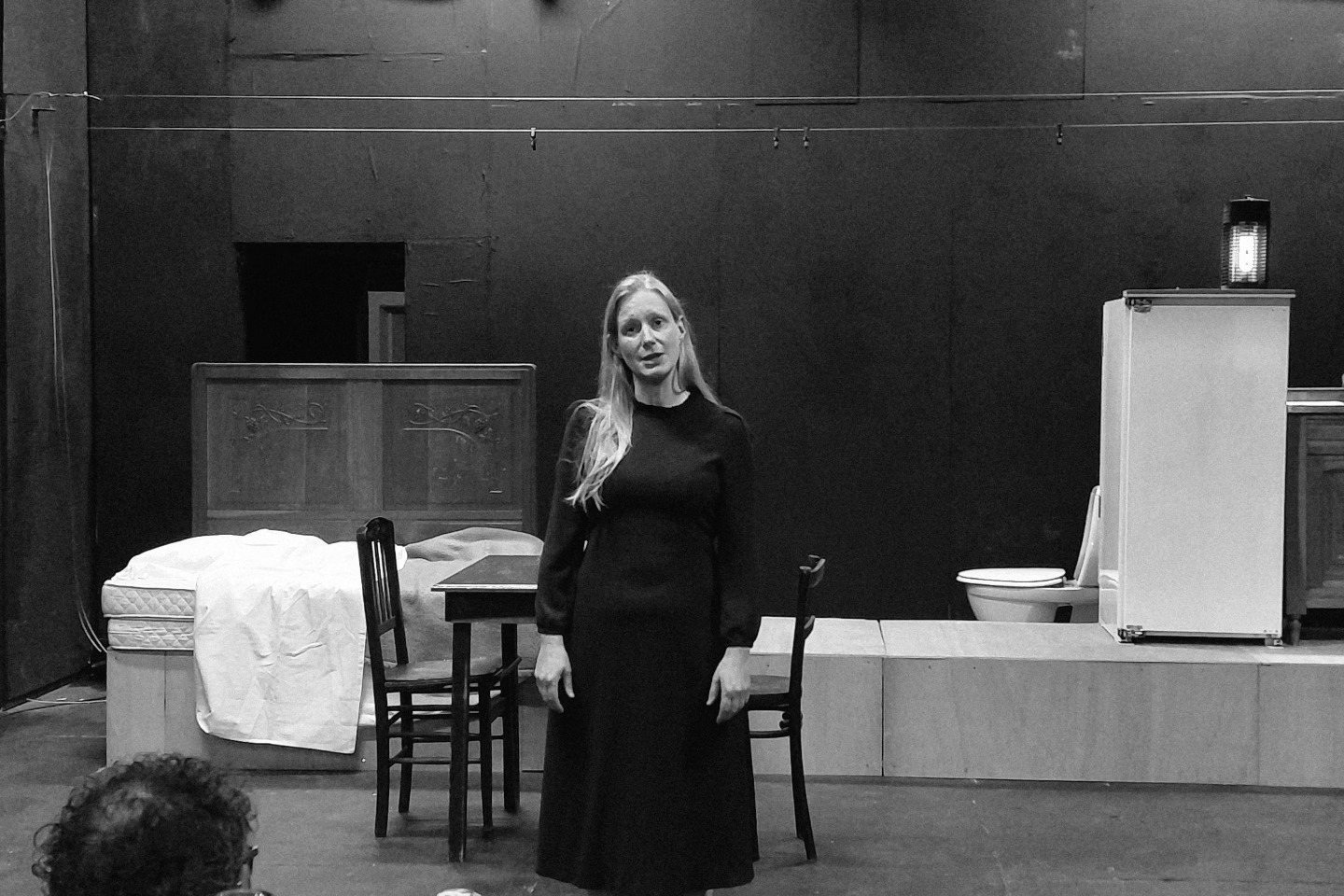 🎭 Toneelatelier (TAL) brengt absurd en zwartkomisch sprookje voor volwassenen