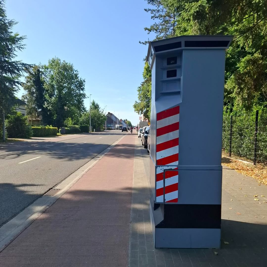 Sammeke staat op de📍Brusselse Steenweg binnen de bebouwde kom.