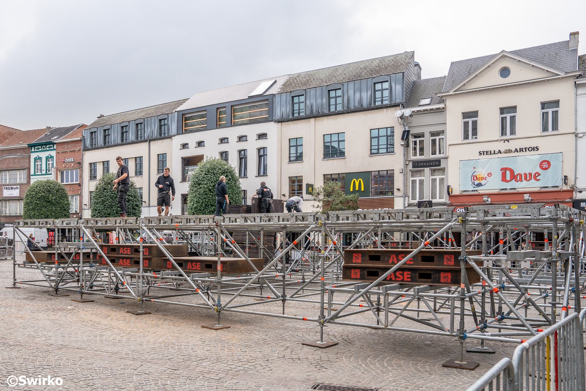 🎭 Aalst leeft op naar de Verkiezing van Prins Carnaval 2026! 🎭