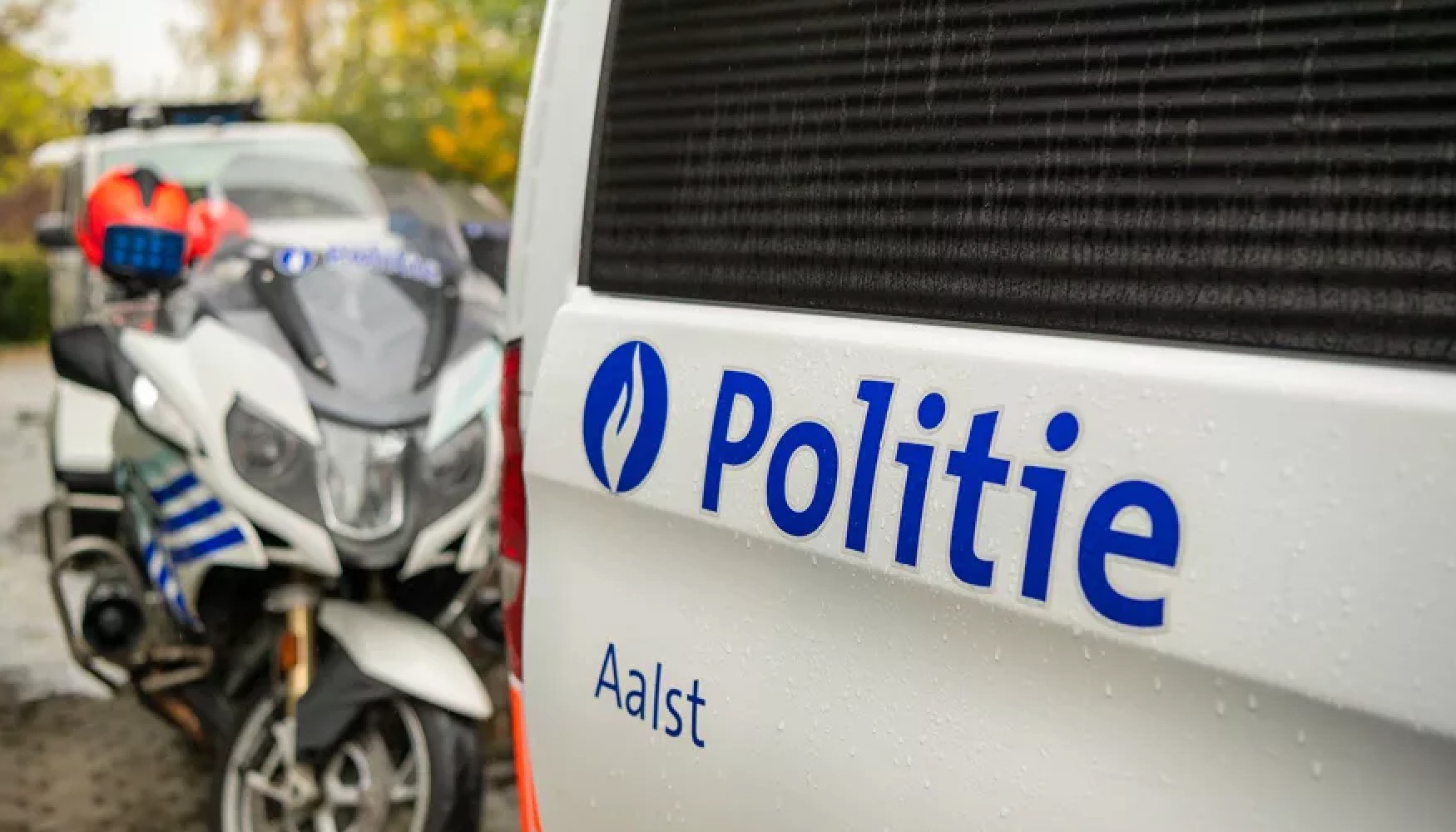 🚔 Politie controleert 266 bestuurders tijdens nachtelijke verkeersactie in Aalst