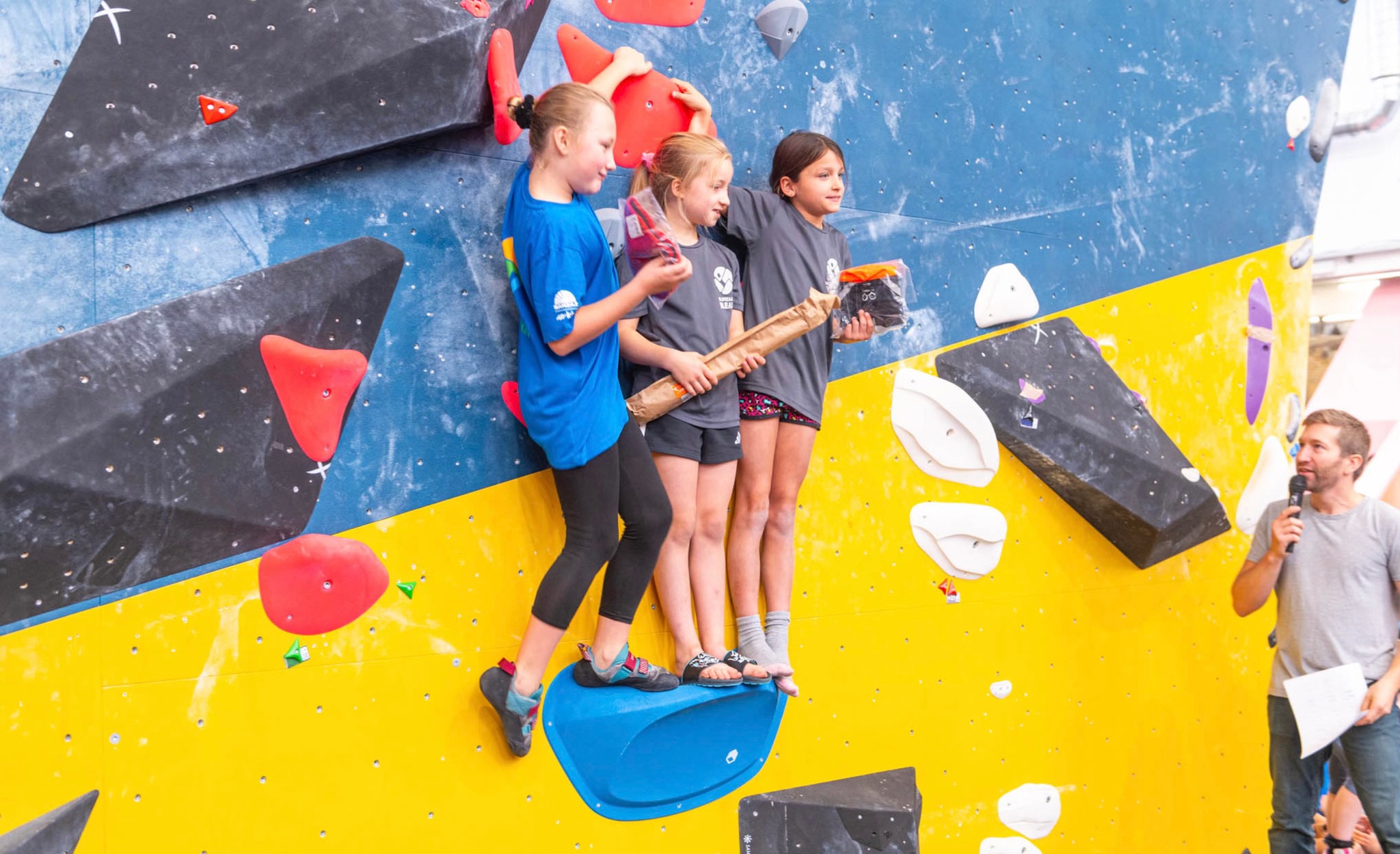 🎉 Klimzaal Banzai viert eerste verjaardag met knallende Banzai Masters! 🧗‍♀️🧗‍♂️