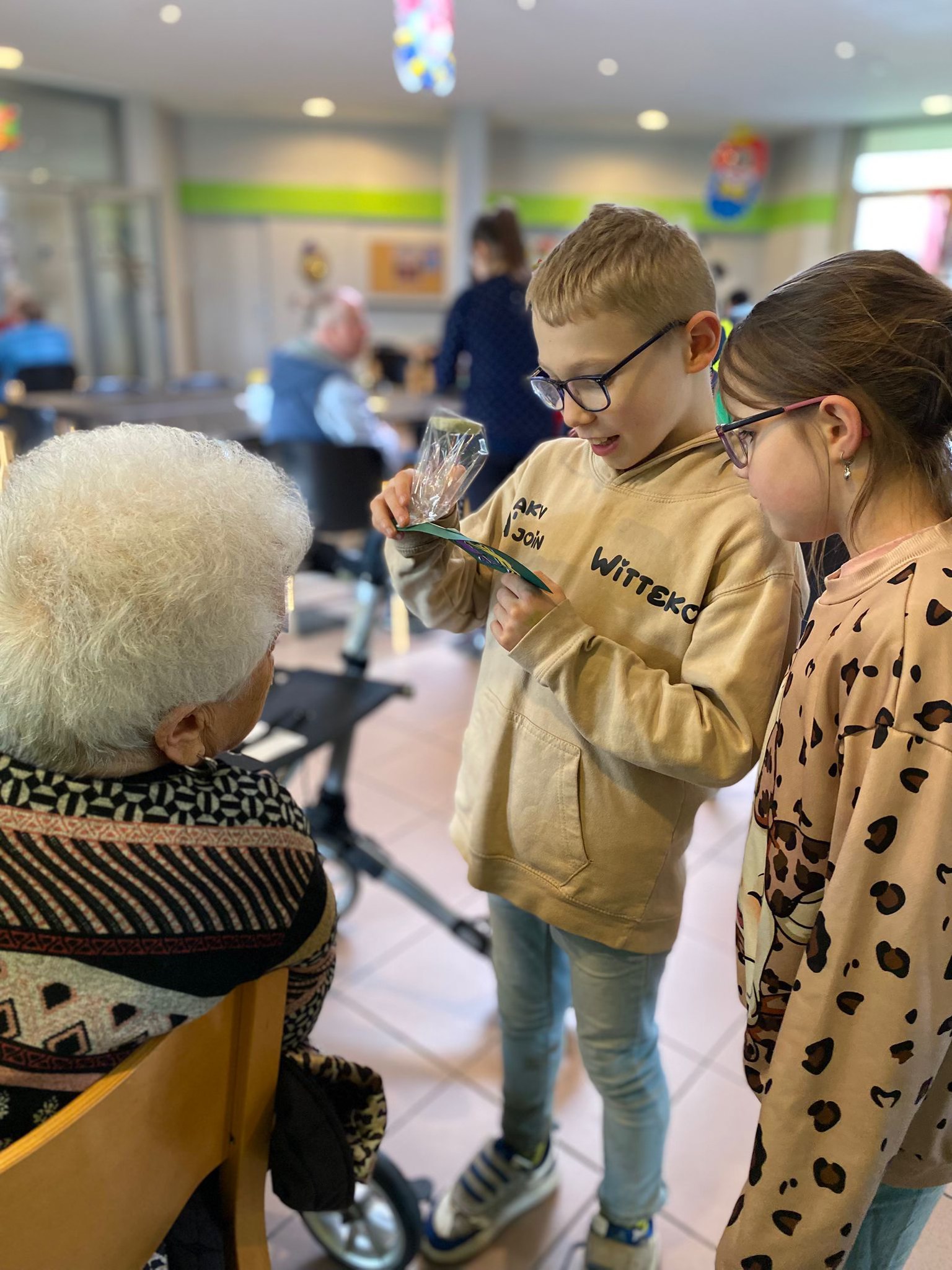 💖 Leerlingen LSBO Boei brengen Valentijnswarmte naar WZC Kareeloven 💖