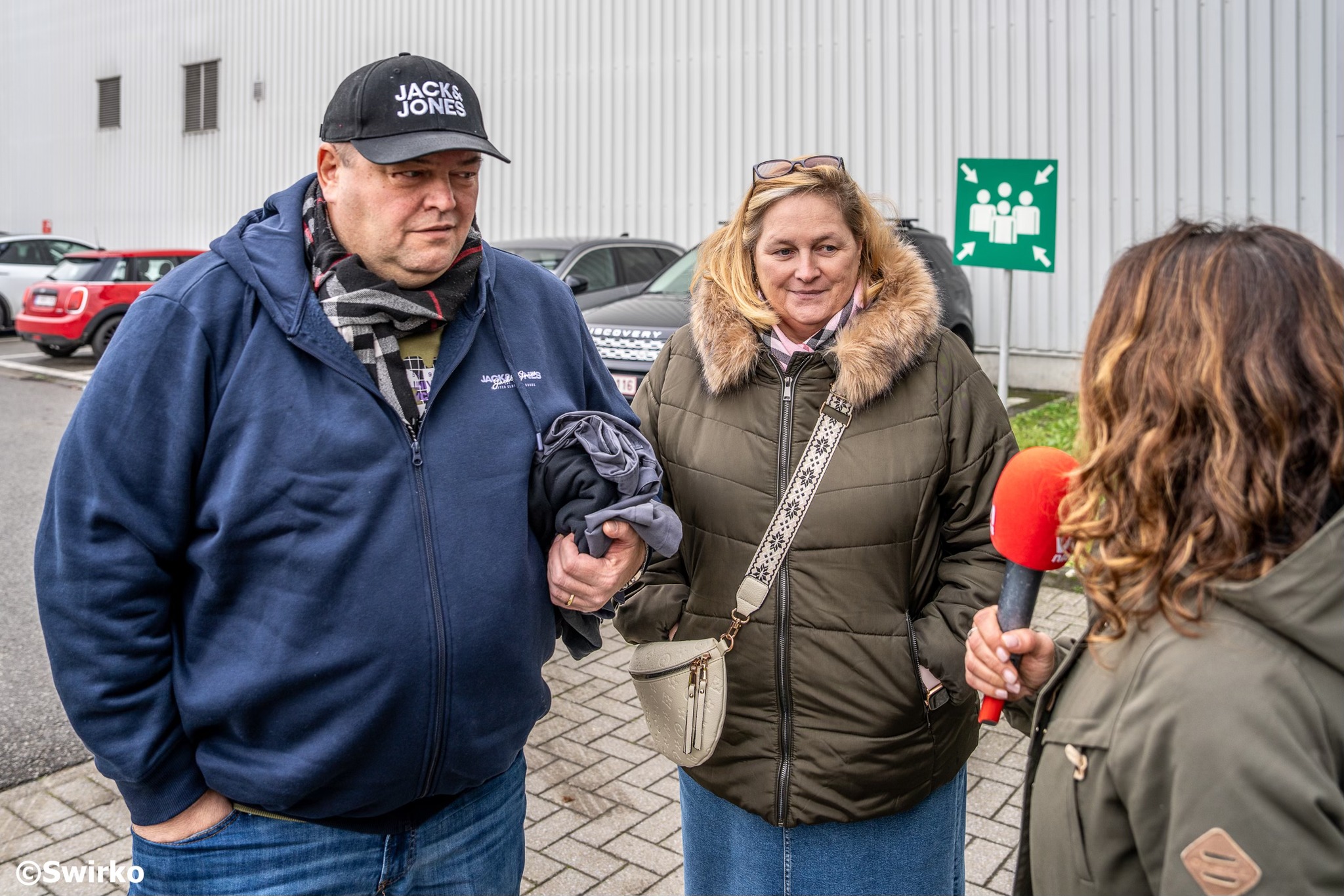 De Tupperware-fabriek in Aalst sluit na 63 jaar, wat 270 werknemers hun baan kost.