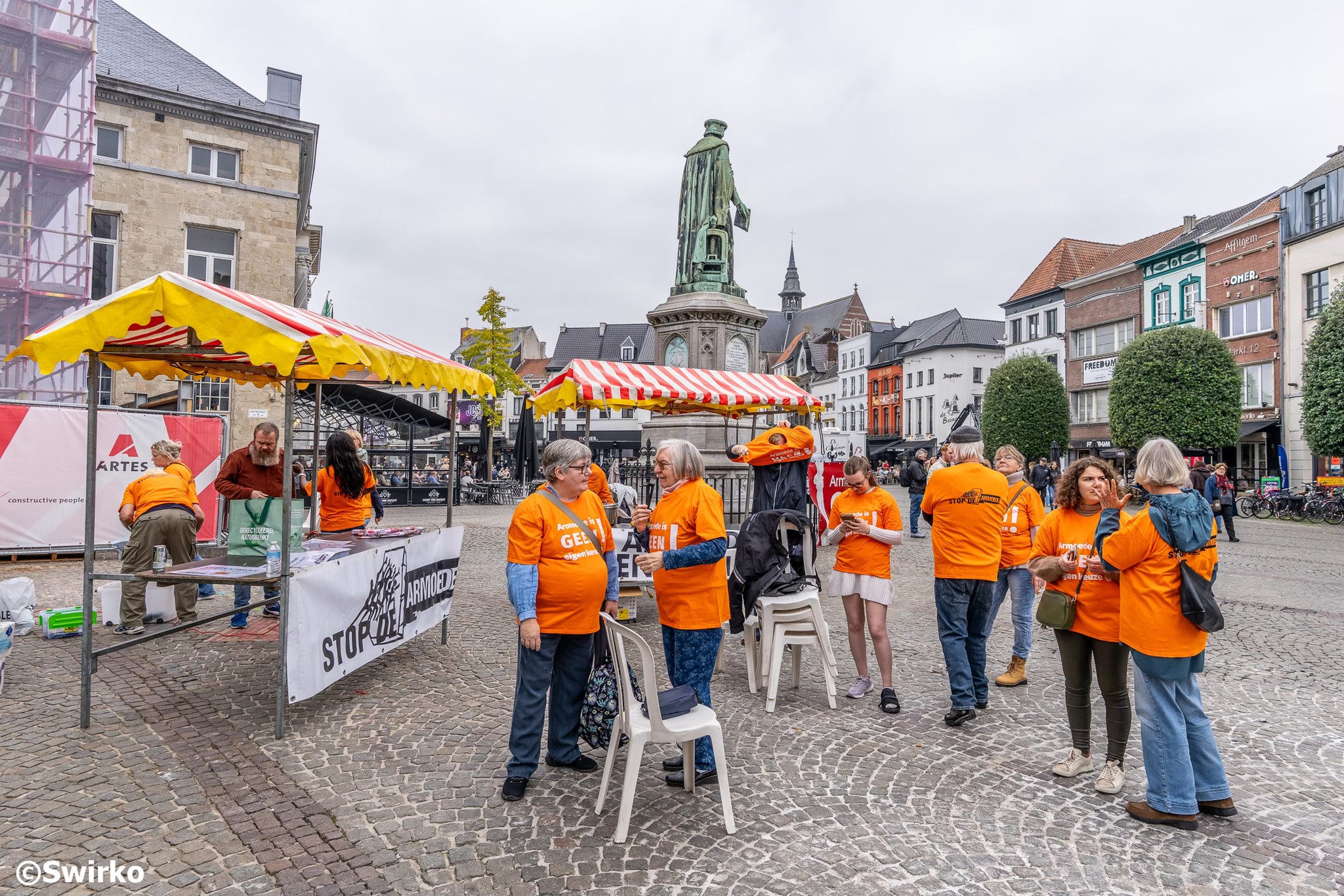📰 Aalst voert actie voor een menswaardig inkomen: “Ziek of werkloos zijn is zelden een keuze”