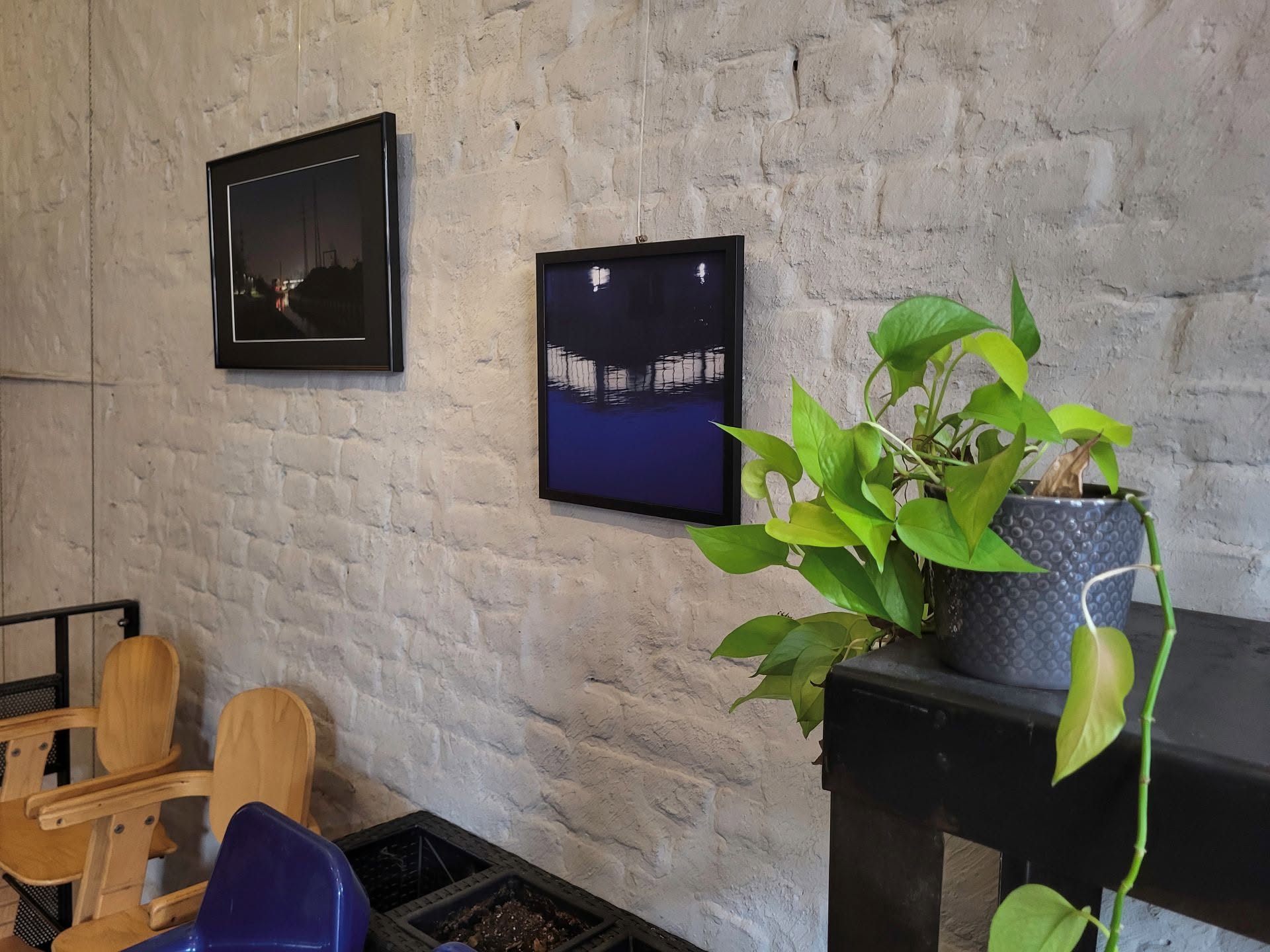 Kunst bewonderen tijdens uw maaltijd: nieuwe expo in In de Maeltydt