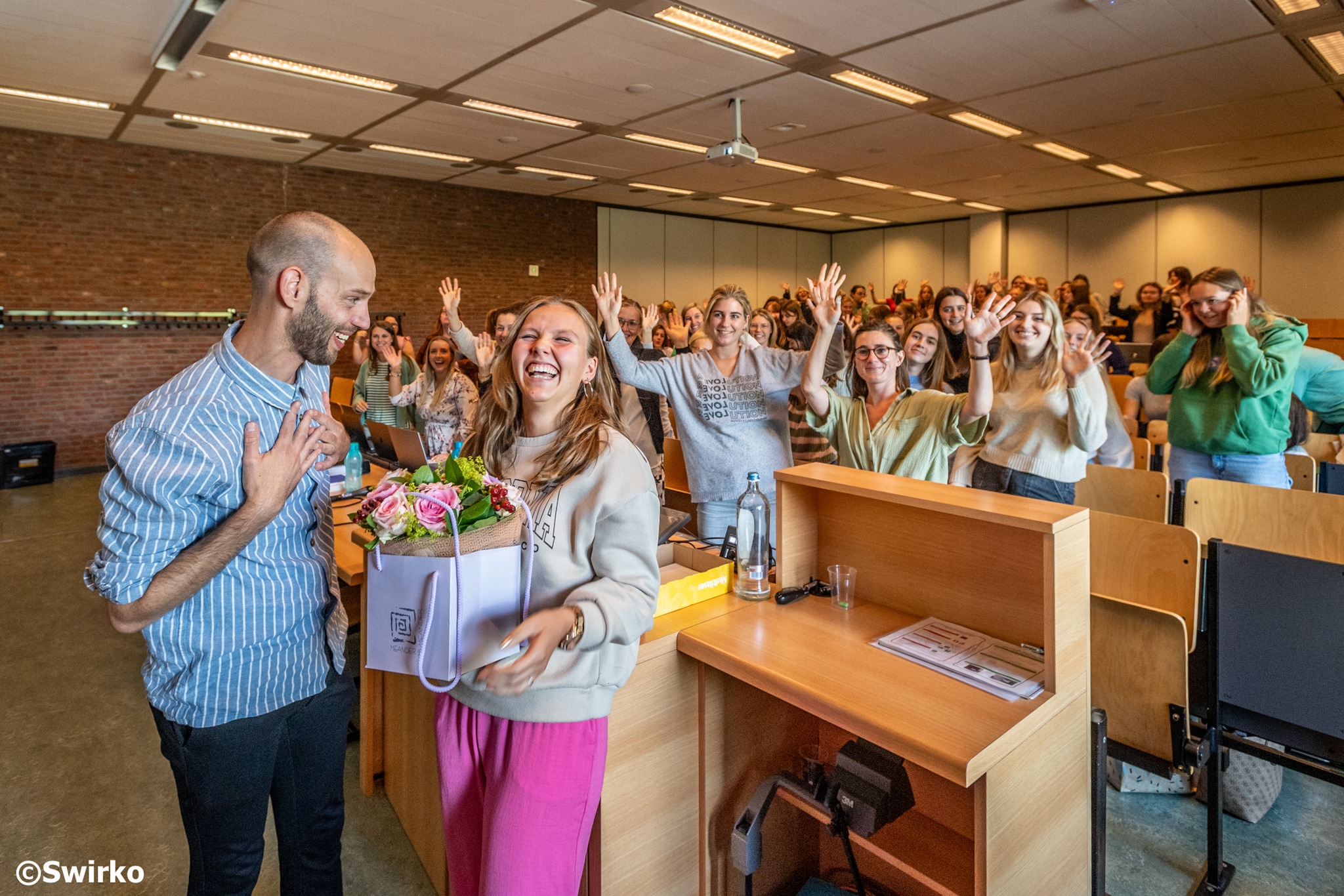 Odisee Hogeschool campus Aalst heeft het nieuwe academiejaar geopend met een opvallende stijging van 20% in het aantal studenten in vergelijking met het voorgaande jaar. 