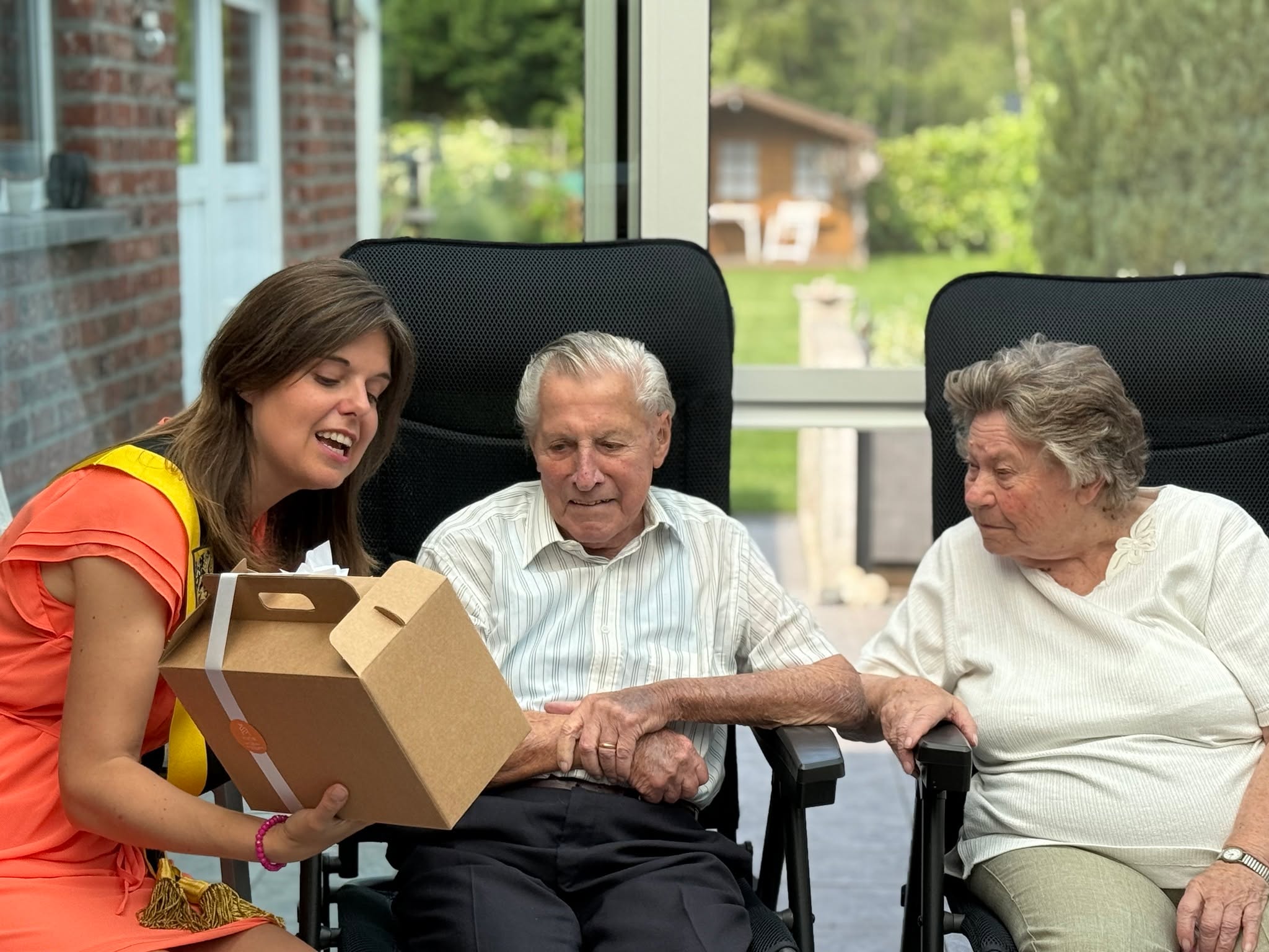 💎 65 jaar liefde: Willy en Maria nog steeds smoorverliefd! 💕