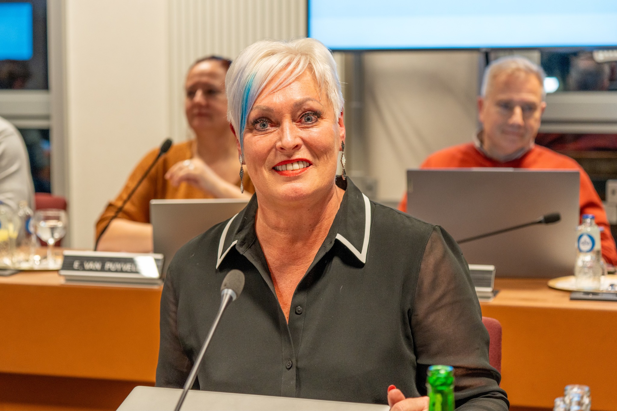 📍 Aalsters stadsbestuur op driedaagse in Oostende voor 14.574 euro: “Streng voor personeel, gul voor zichzelf”