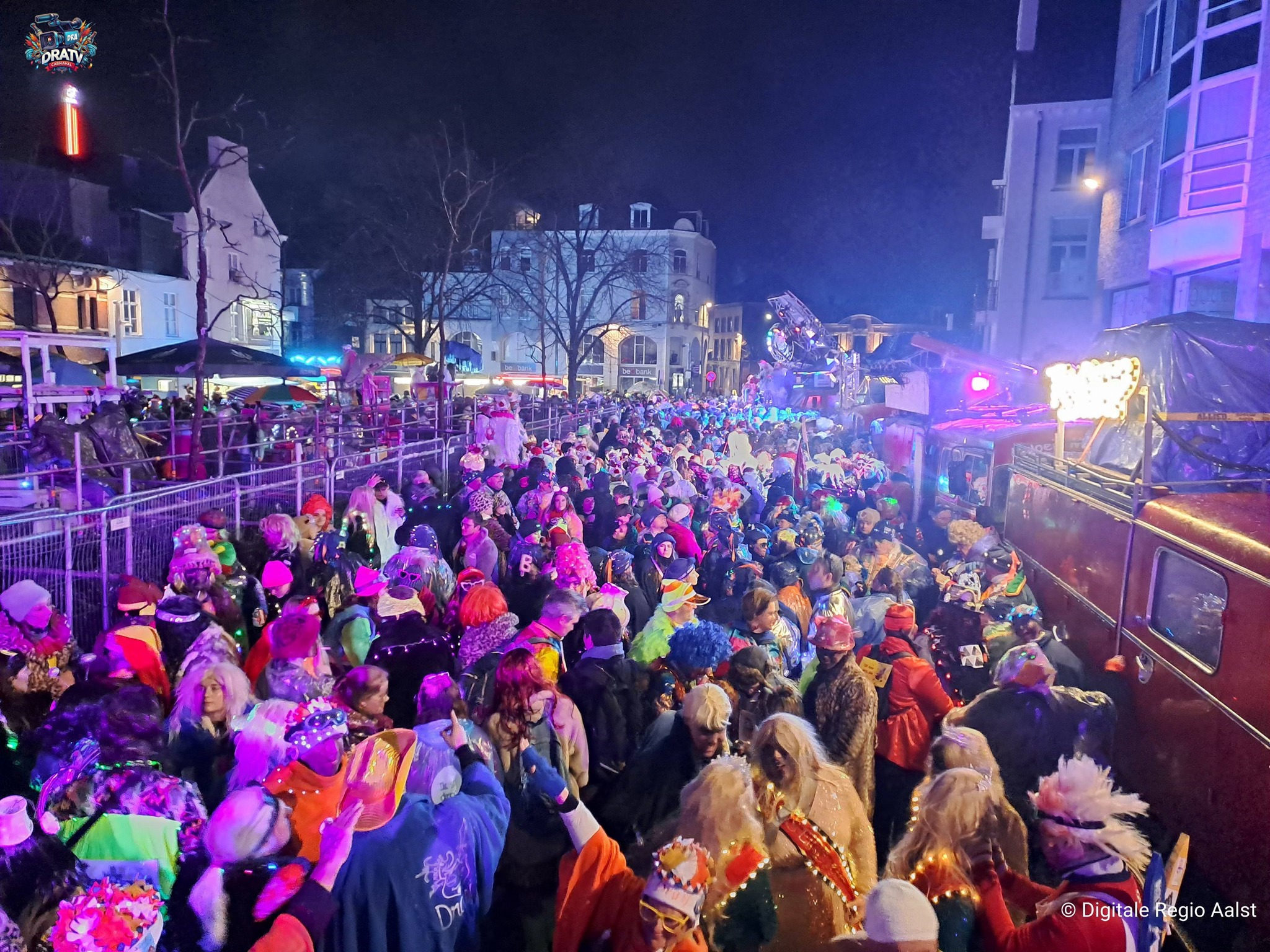 🎭 Dag 2 van Aalst Carnaval 2026: regen, ritme en een gouden ajuin 🌧️🥳