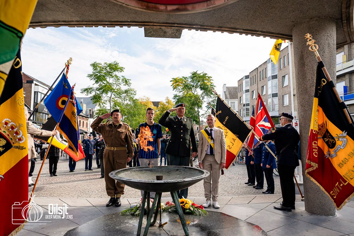 Aalst herdenkt bevrijding met strakke ceremonie en optocht
