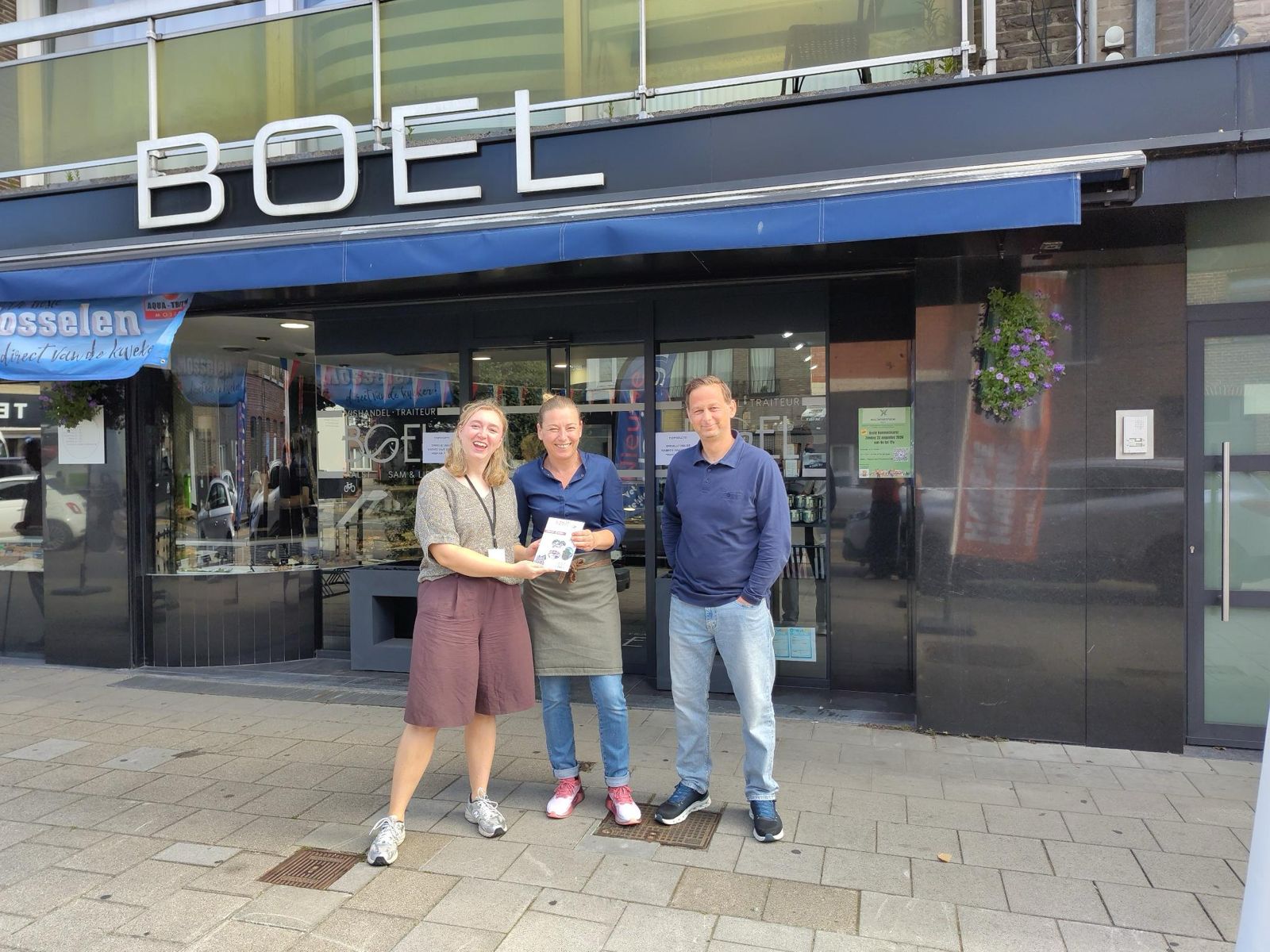 📖 Gratis reisverslag over Aalst Rechteroever nu af te halen bij lokale 'poortwachters'