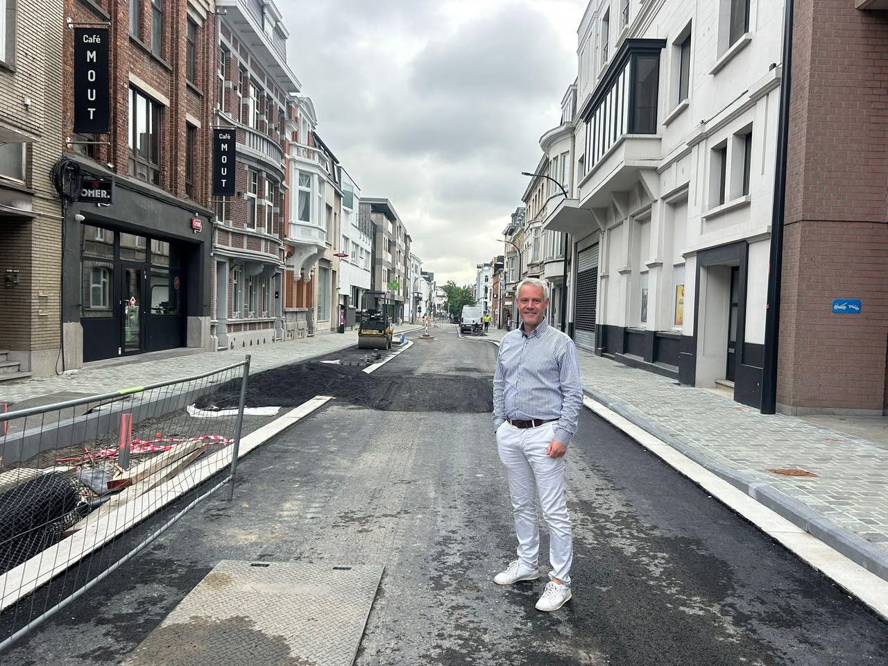 🚧 Werken in Gentsestraat lopen drie weken voor op schema: verkeer vanaf 15 juni opnieuw richting centrum