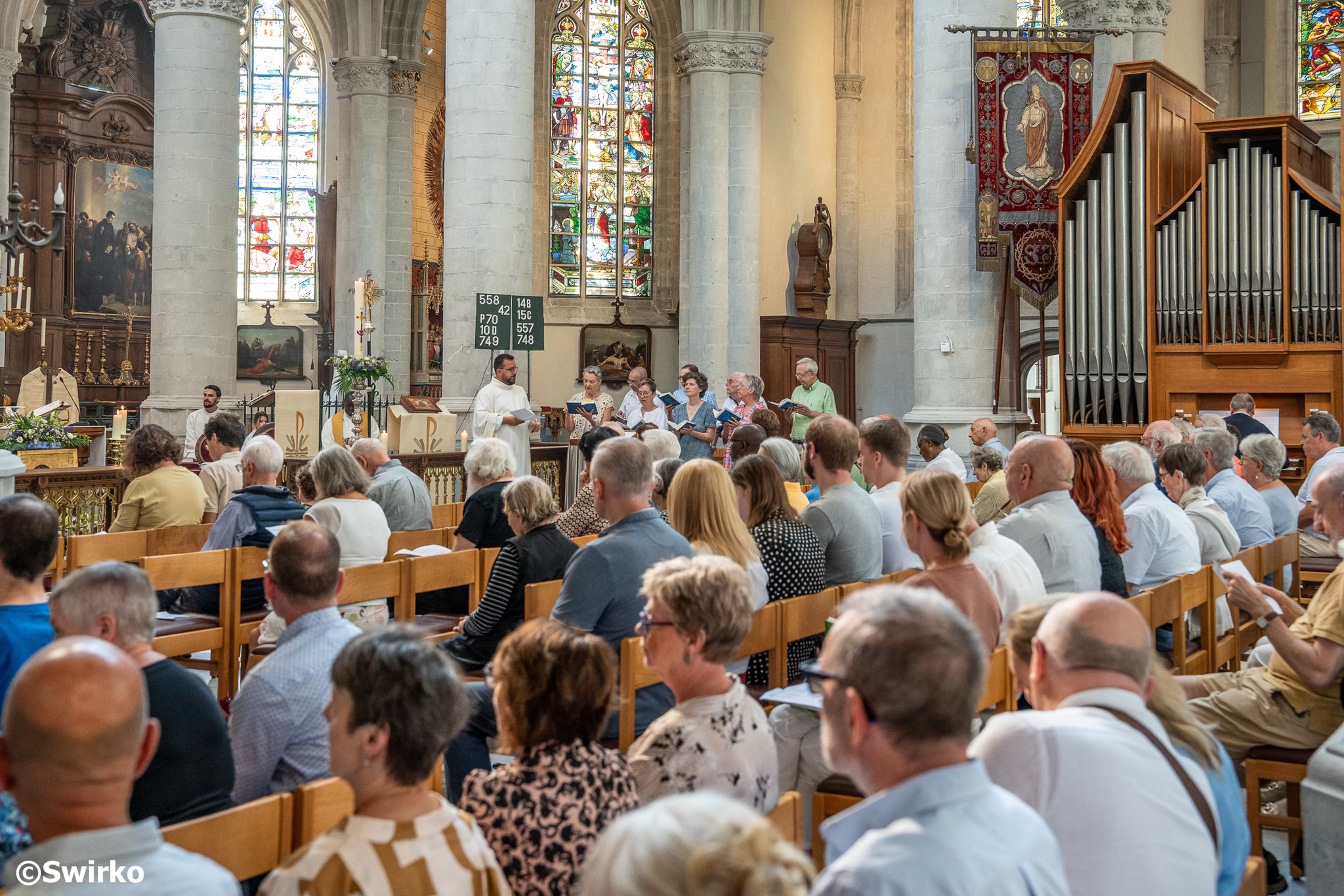 Bijzonder hoogfeest in Sint-Martinuskerk: gemeenschap viert Maria, Moeder Gods