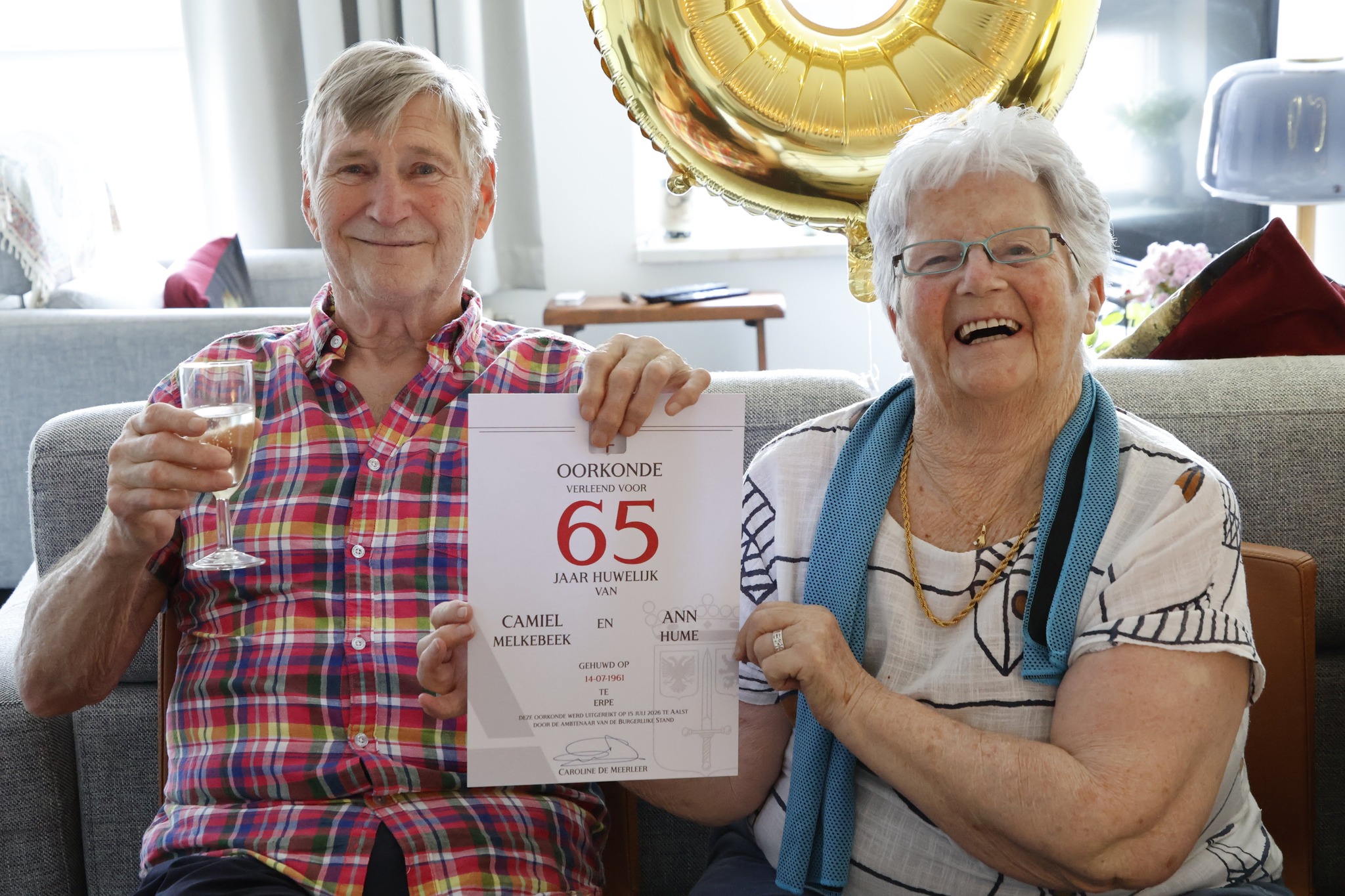 ❤️ Liefde kent geen grenzen: Camiel (86) en Ann (84) vieren 65 jaar huwelijk