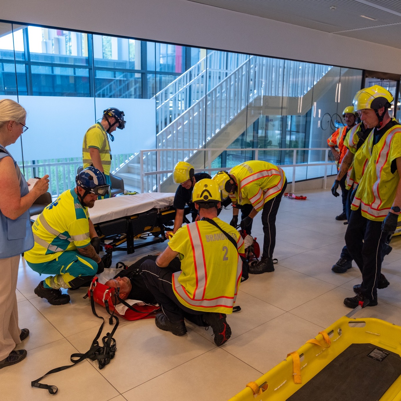 🚨 300 deelnemers testen noodplanning tijdens grootschalige oefening in Aalst