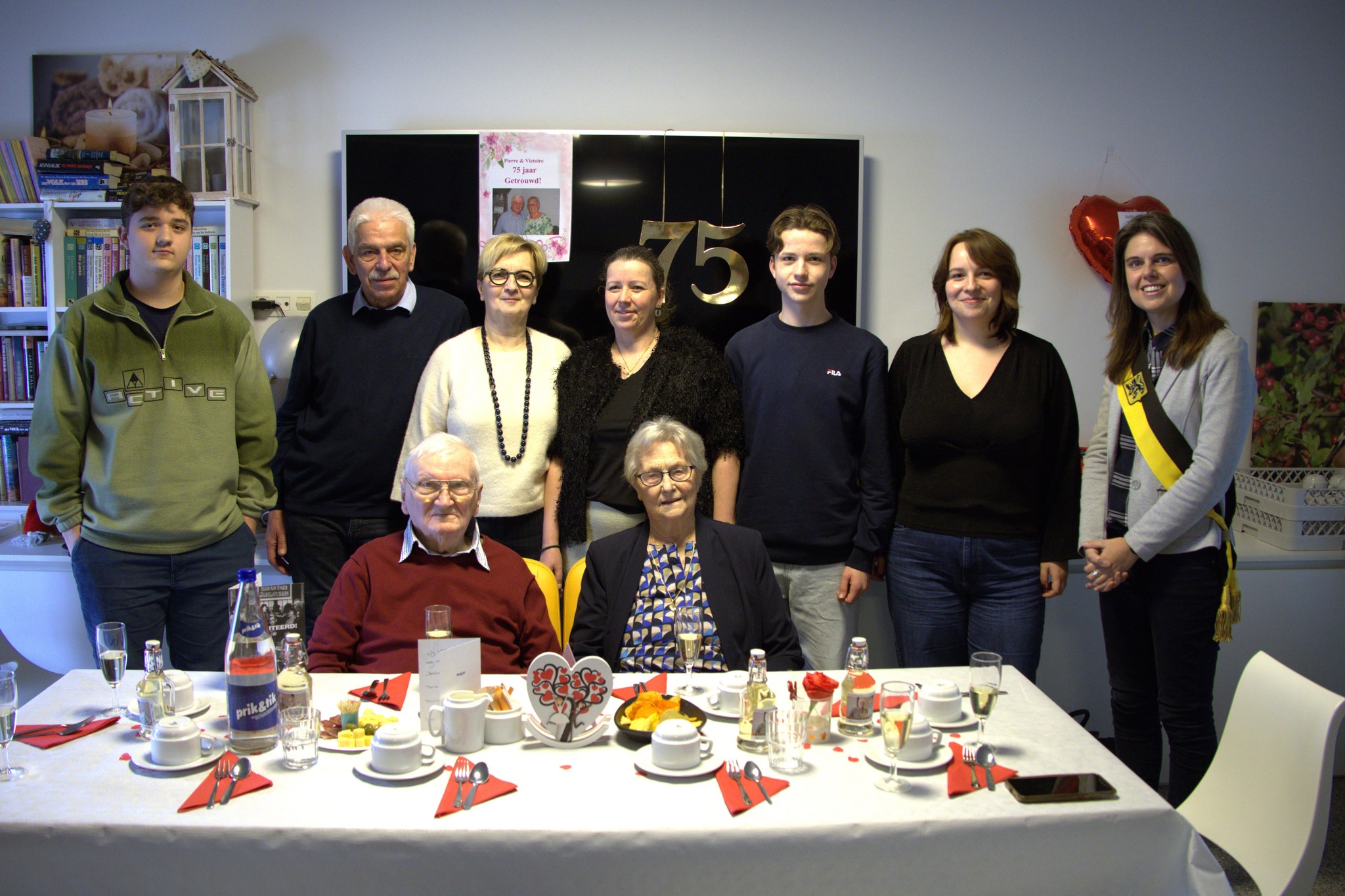 💎 Uniek albasten jubileum voor Petrus & Victoire 💎