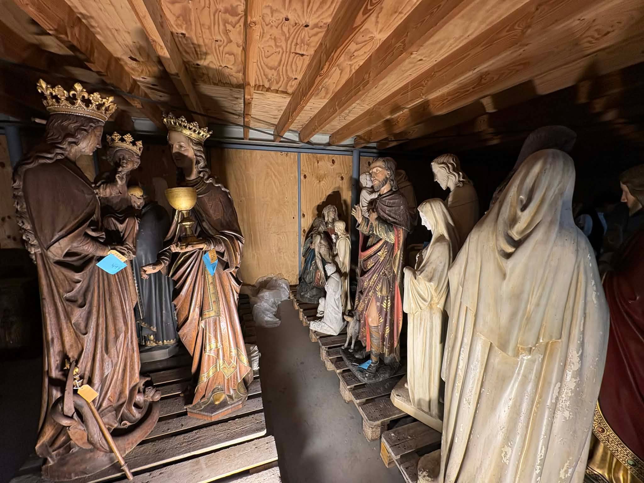 🛠️ Vrijwilligers beschermen erfgoed Sint-Jozefkerk tijdens restauratie