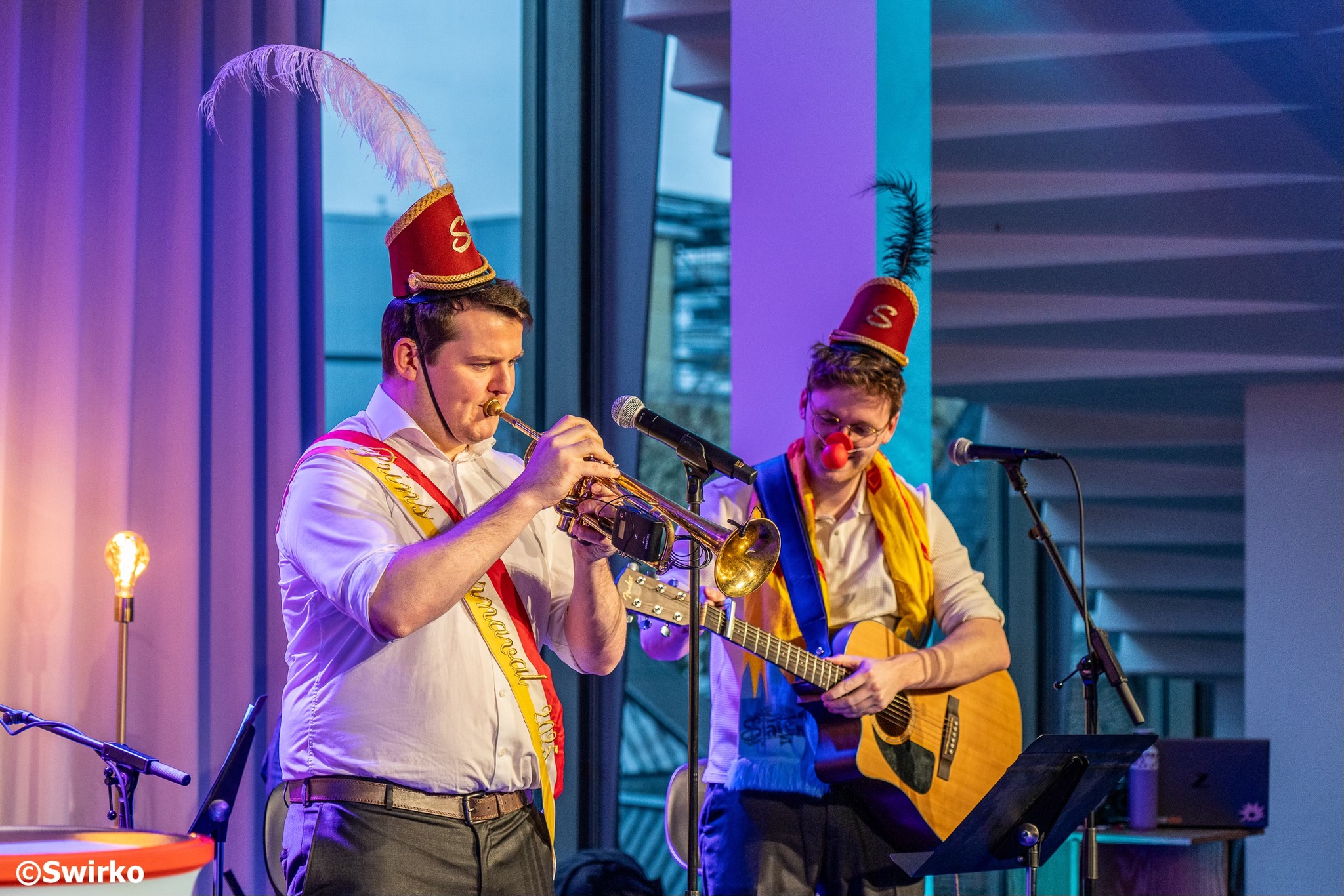 🎉 Aalst Carnaval 2025: "Oilsjt Carnaval es op ons loif geschreiven" 🎉