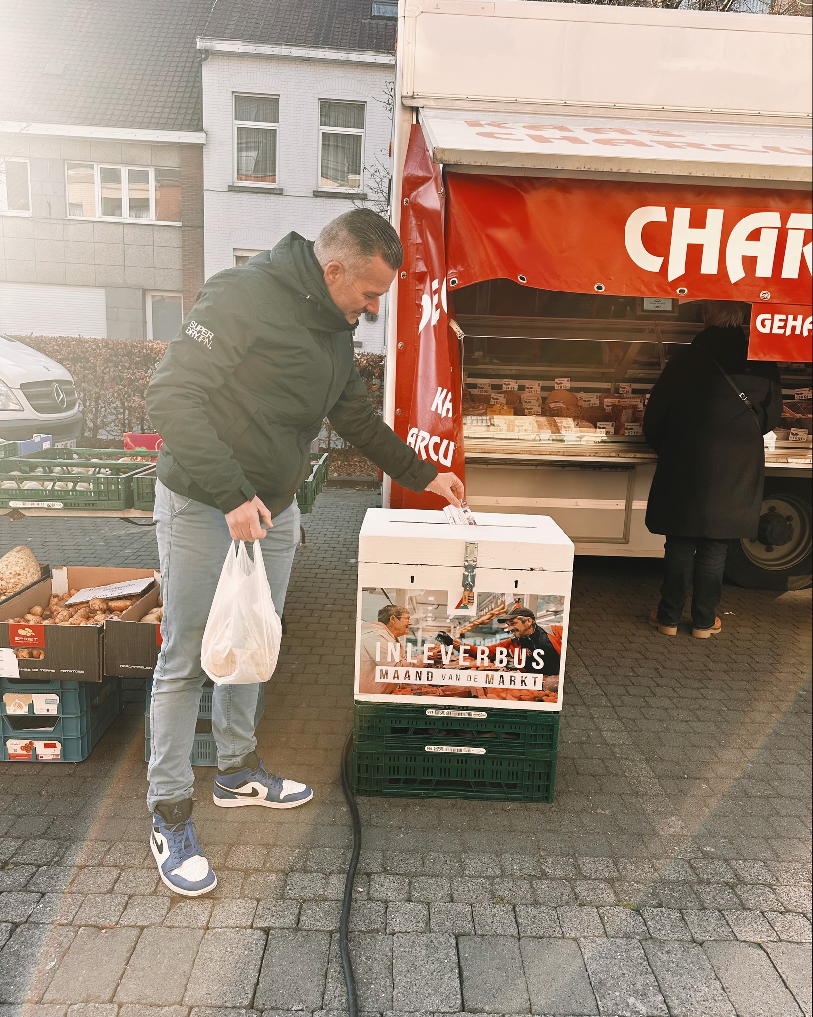 📢 Maand van de Markt in Aalst – Win Marktbonnen in April! 🎉🛍️