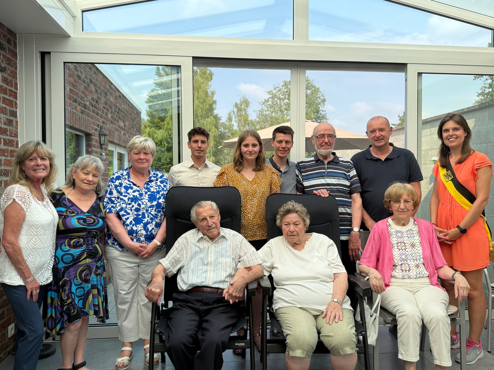 💎 65 jaar liefde: Willy en Maria nog steeds smoorverliefd! 💕