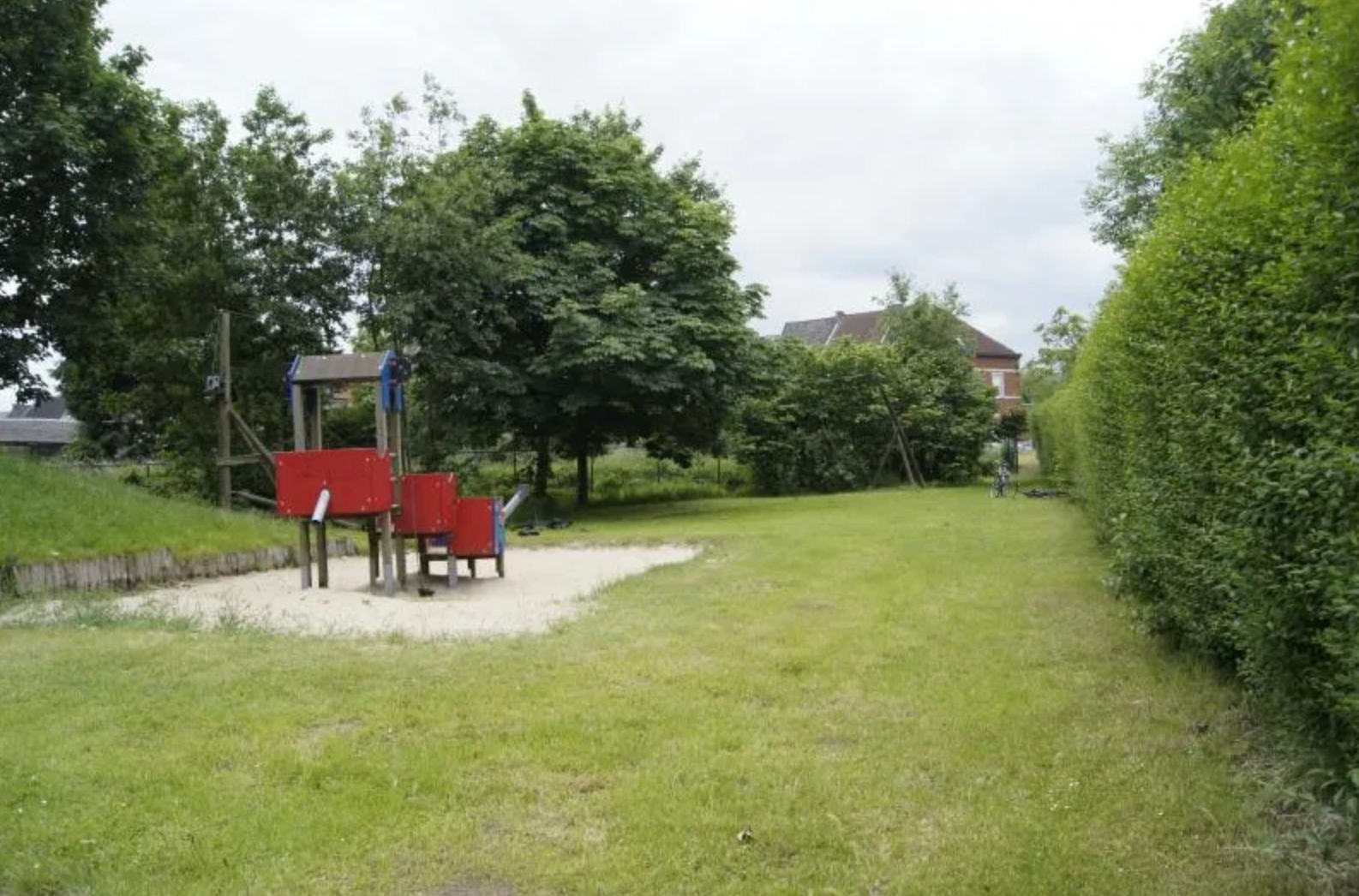 Einde van de wacht: speelterrein Kerrebroek krijgt dit najaar nieuwe speeltoestellen