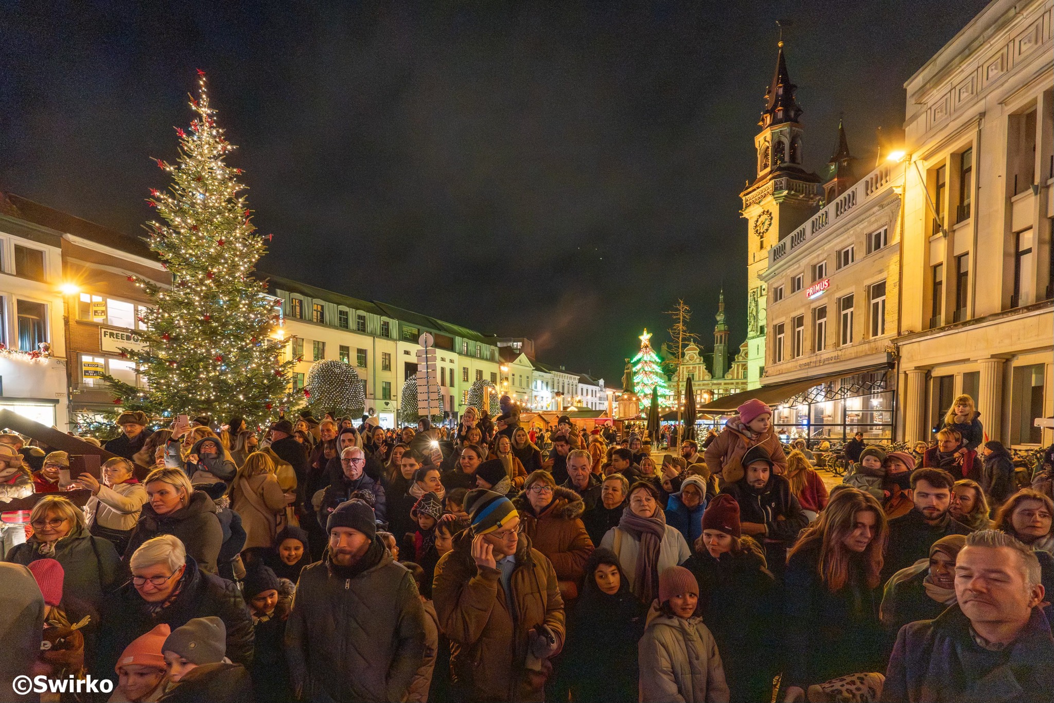 🎄 ✨ Aalst straalt in winterse magie🌟🛍️